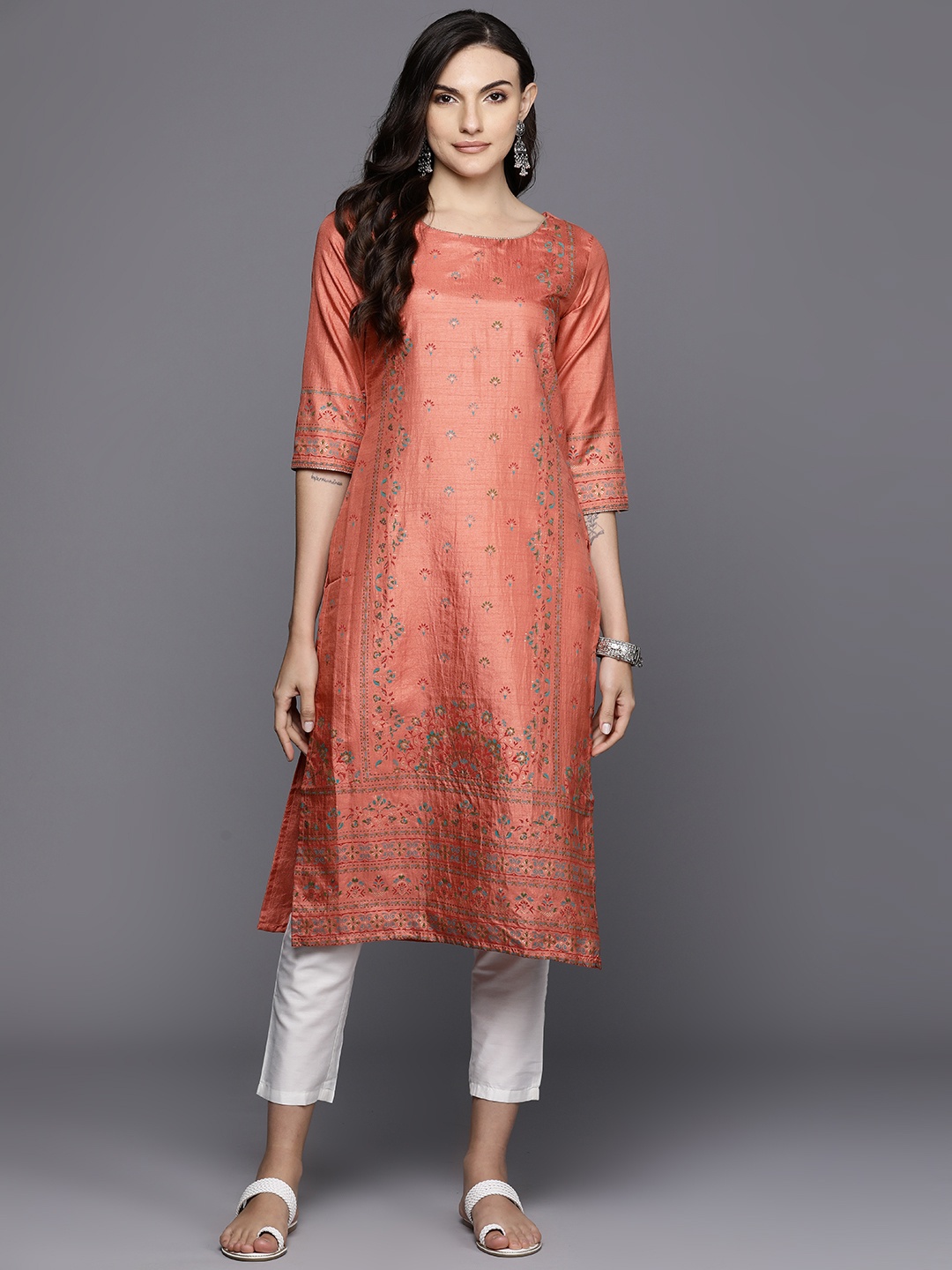 

Indo Era Floral Foil Printed Kurta, Peach
