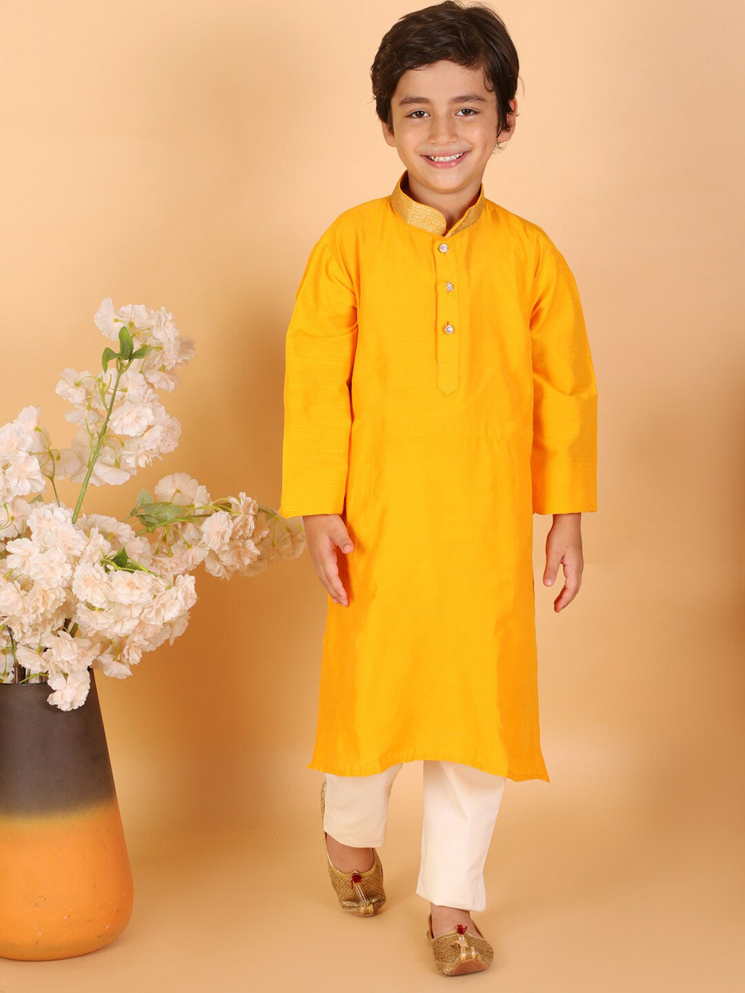 

KID1 Boys Mandarin Collar Kurta With Pyjamas, Yellow