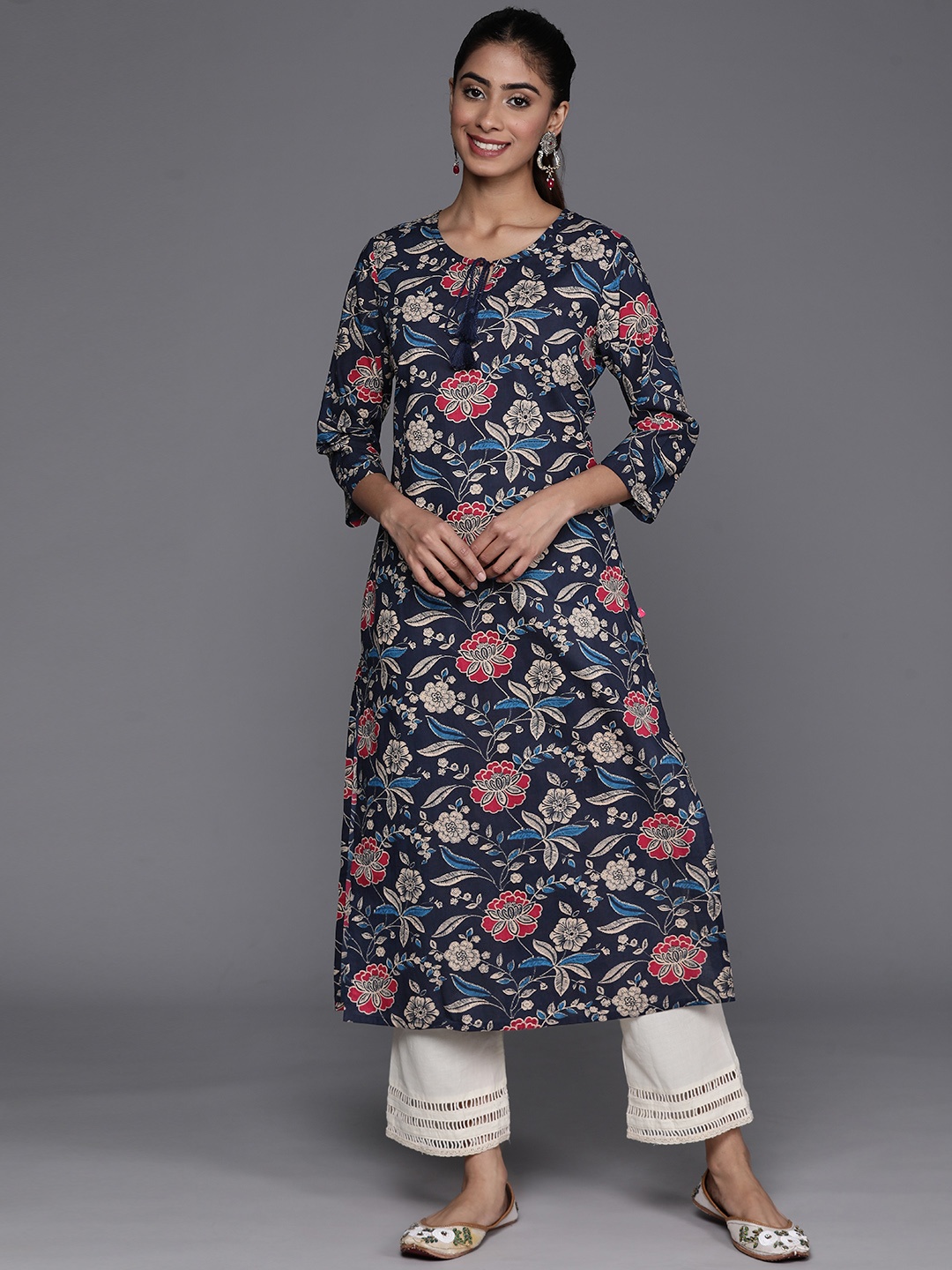 

Varanga Women Floral Printed Sequinned Floral Kurta, Blue
