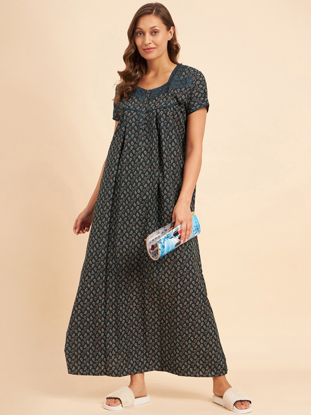 

Sweet Dreams Green Ethnic Motifs Printed Maxi Nightdress