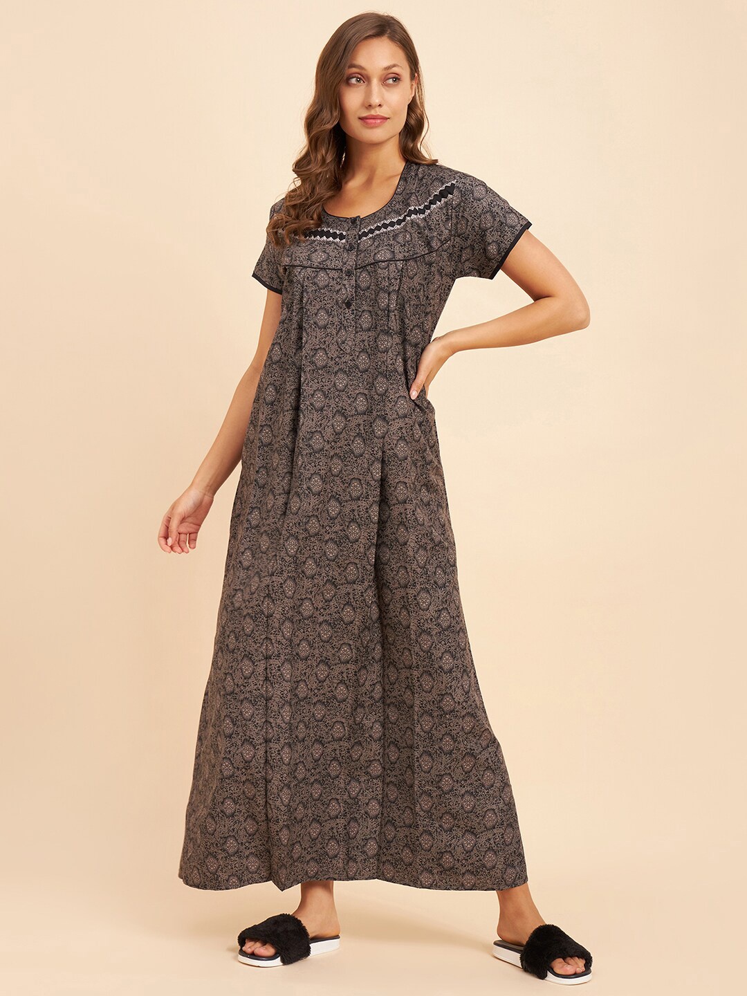 

Sweet Dreams Grey & Black Ethnic Motifs Printed Maxi Nightdress