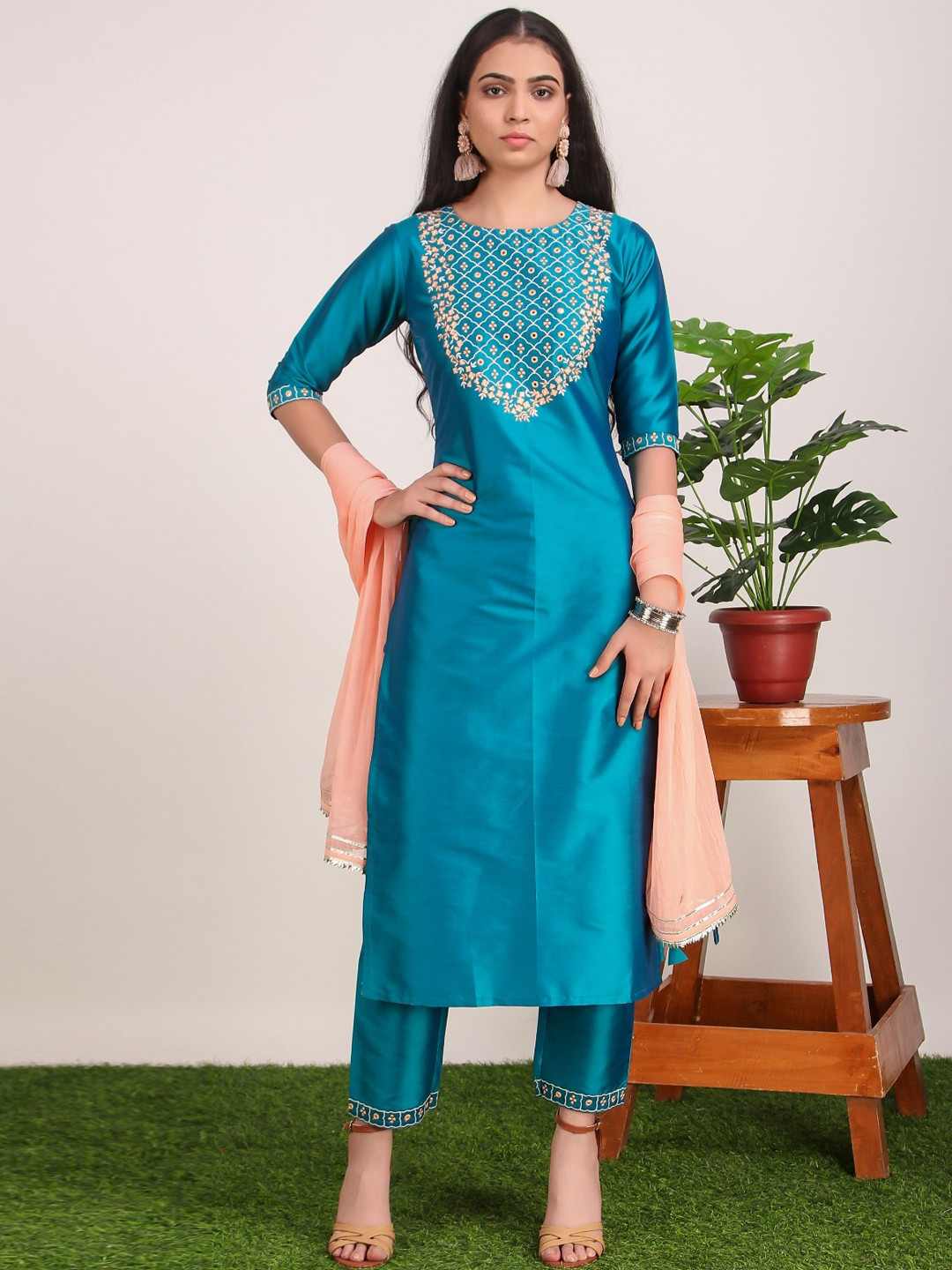 

V TRADITION Floral Embroidered Mirror Work Kurta With Palazzo & Dupatta, Blue