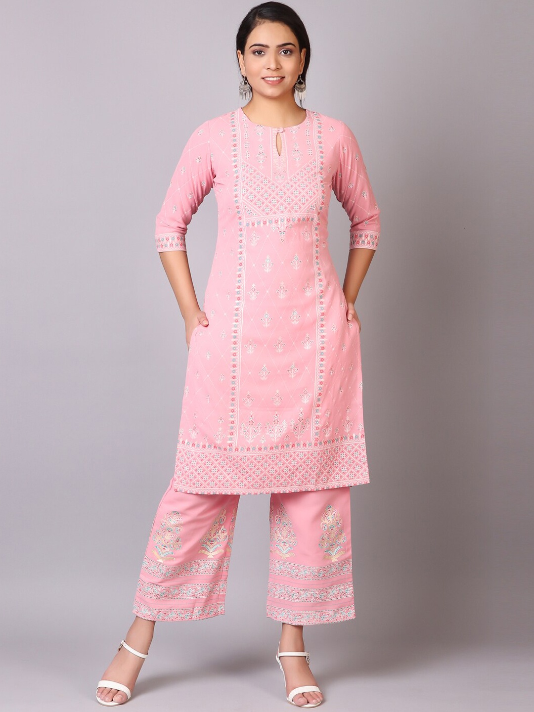 

V TRADITION Floral Printed Keyhole Neck Kurta With Pyjamas & Dupatta, Pink