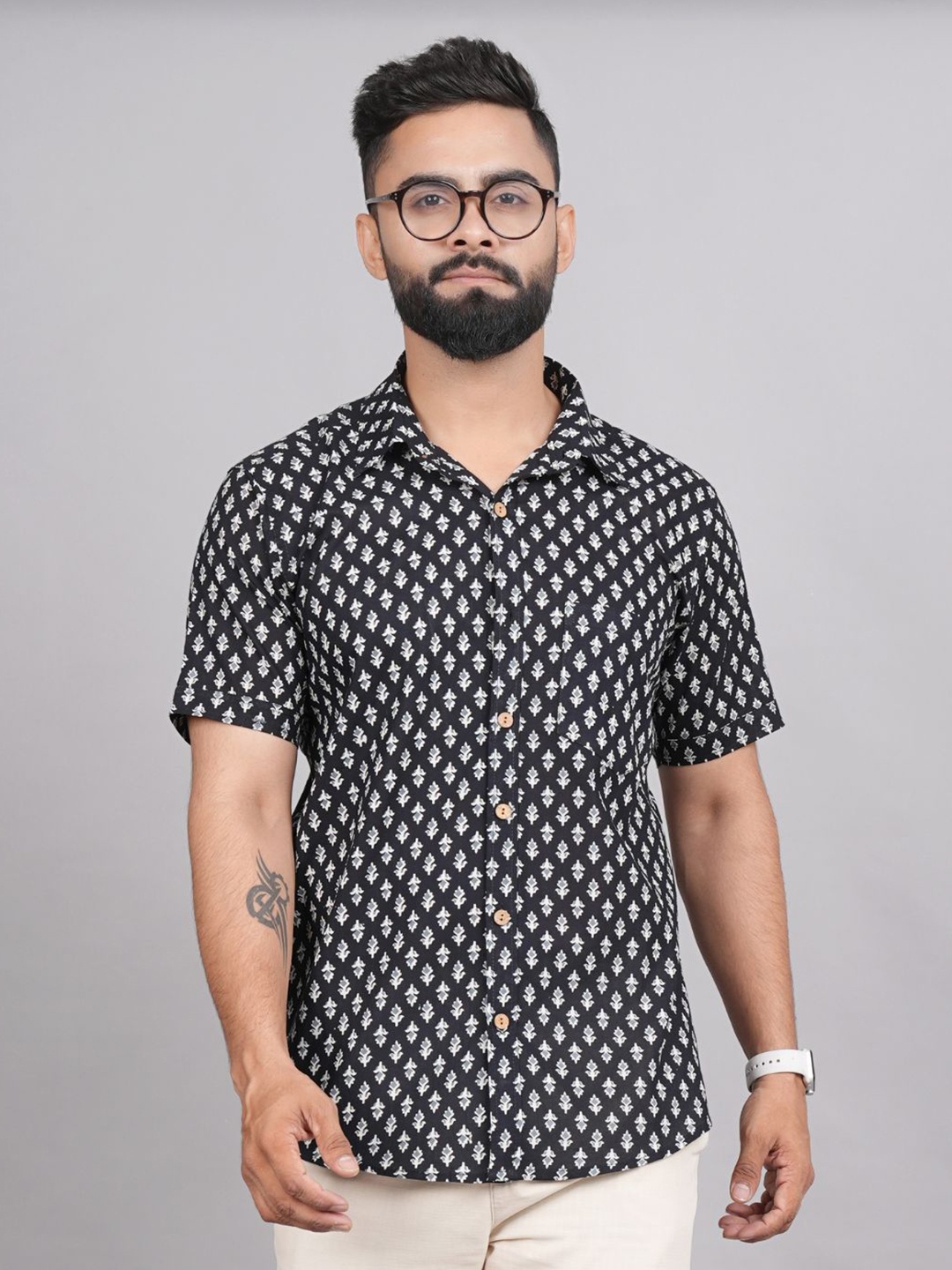 

LIVING ROOTS Comfort Floral Printed Casual Pure Cotton Shirt, Black