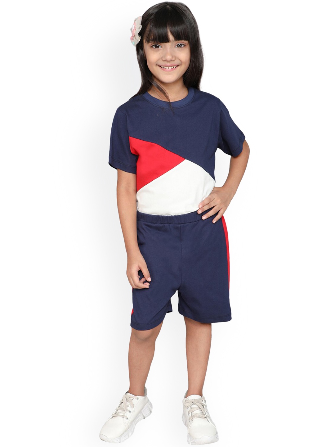 

Little Angels Girls Colourblocked Pure Cotton T-Shirt & Shorts, Navy blue