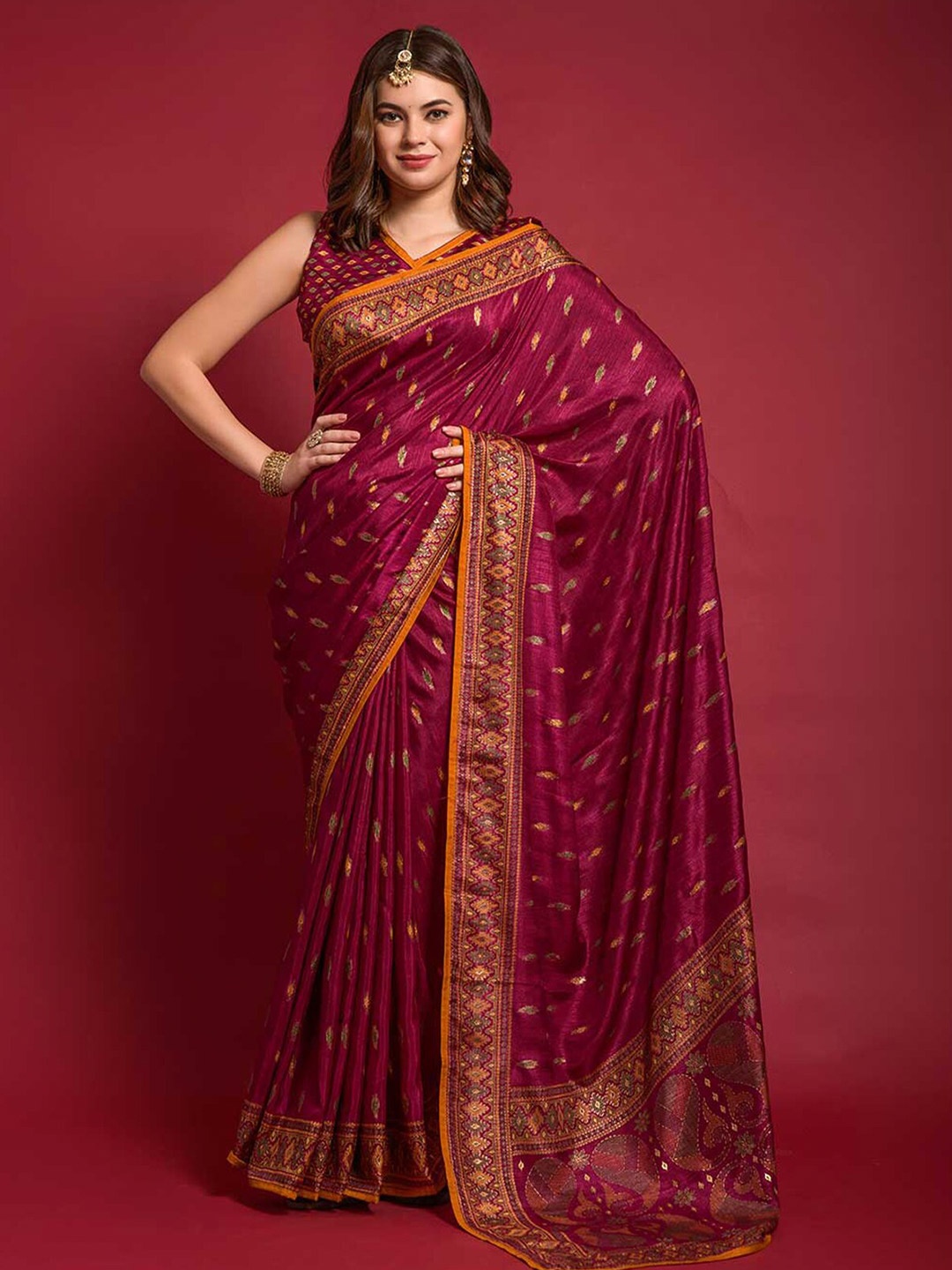 

ODETTE Ethnic Motifs Woven Design Saree, Maroon