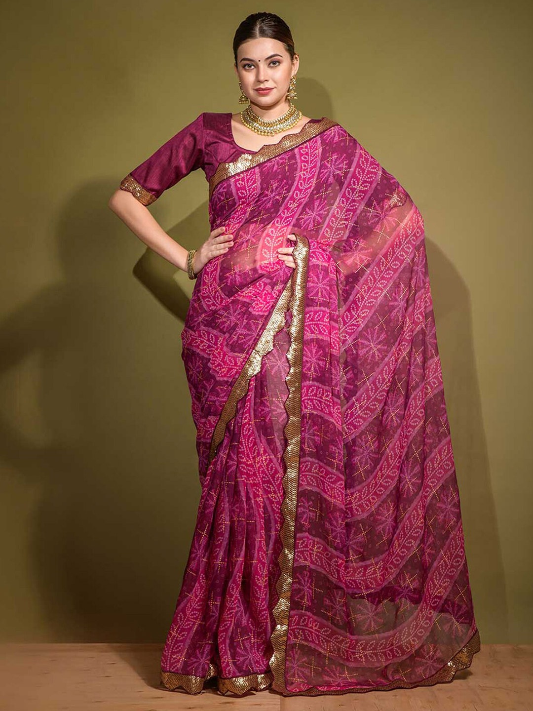 

ODETTE Bandhani Zari Saree, Pink