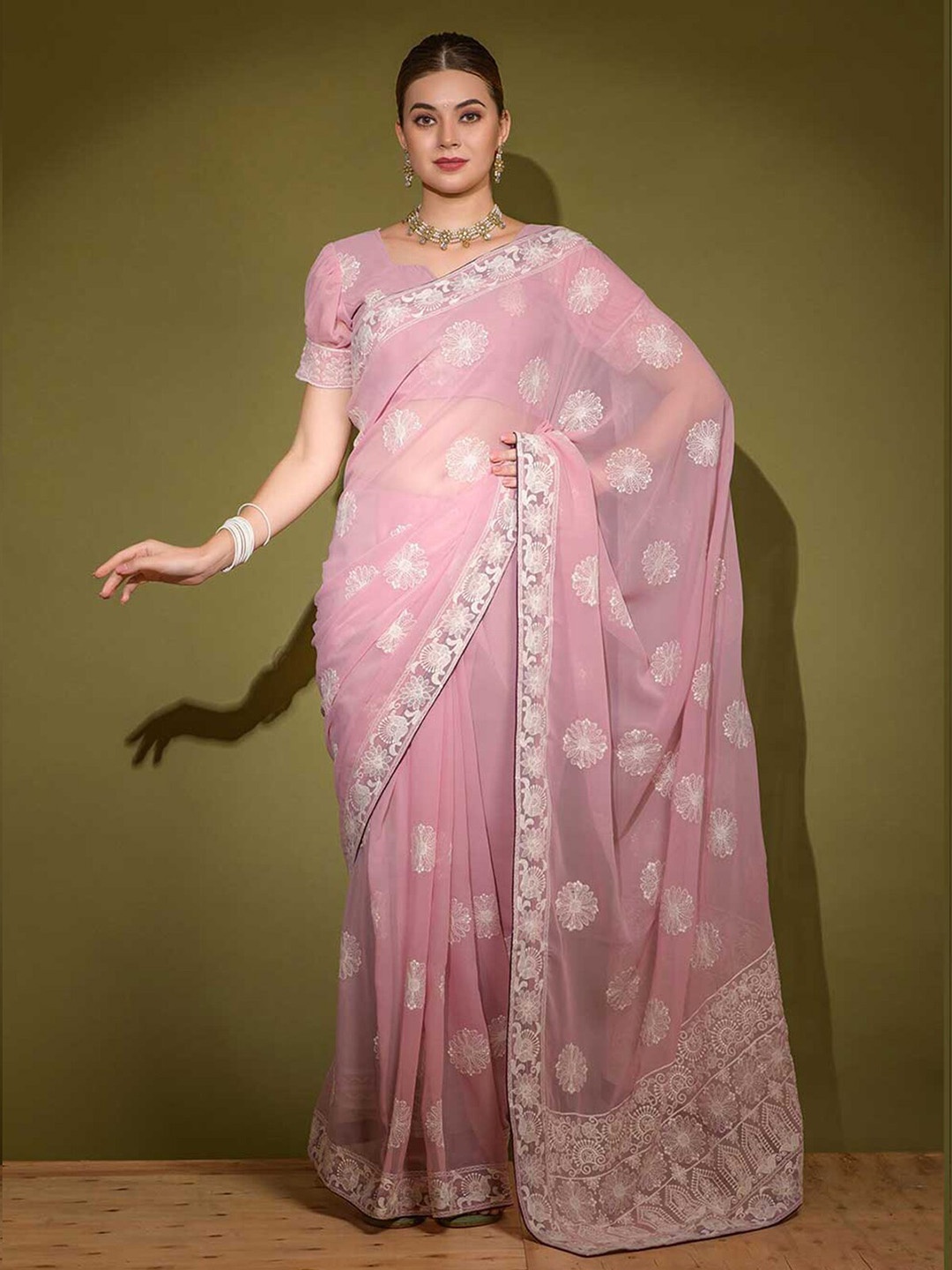 

ODETTE Floral Embroidered Saree, Pink