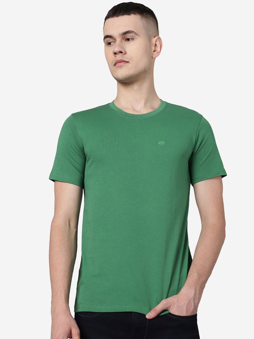 

JADE BLUE Men Cotton Slim Fit T-shirt, Green