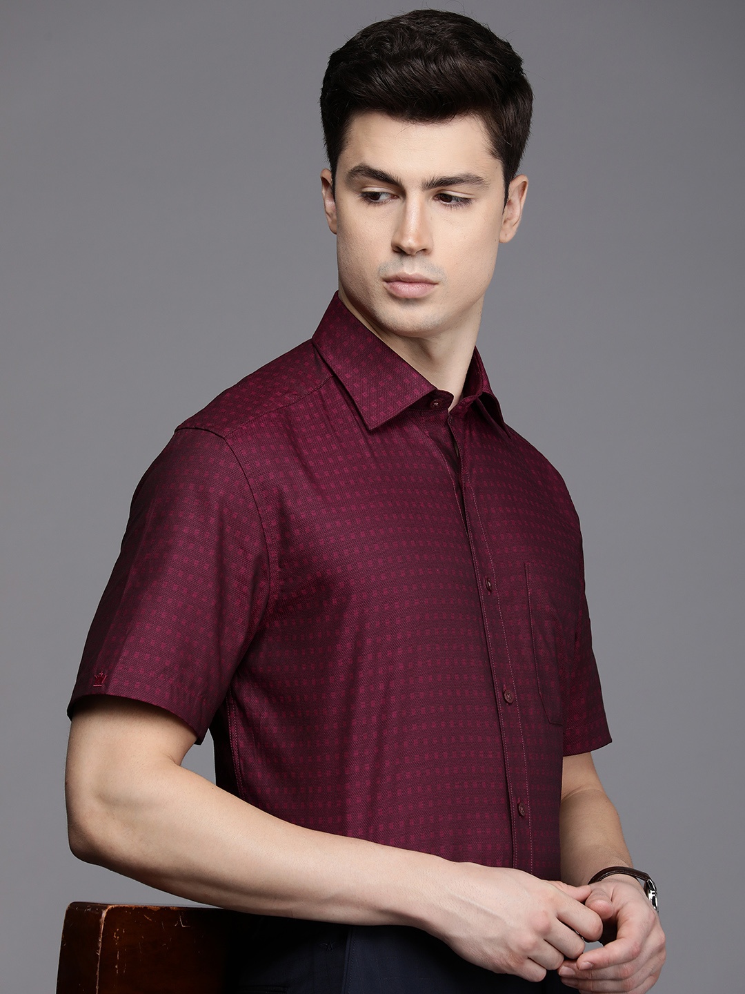

Louis Philippe Formal Shirt, Maroon