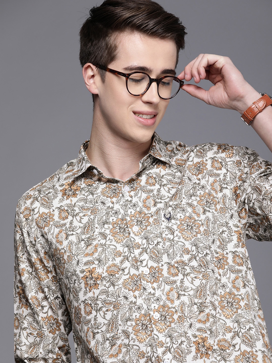 

Allen Solly Slim Fit Floral Opaque Printed Casual Shirt, Off white