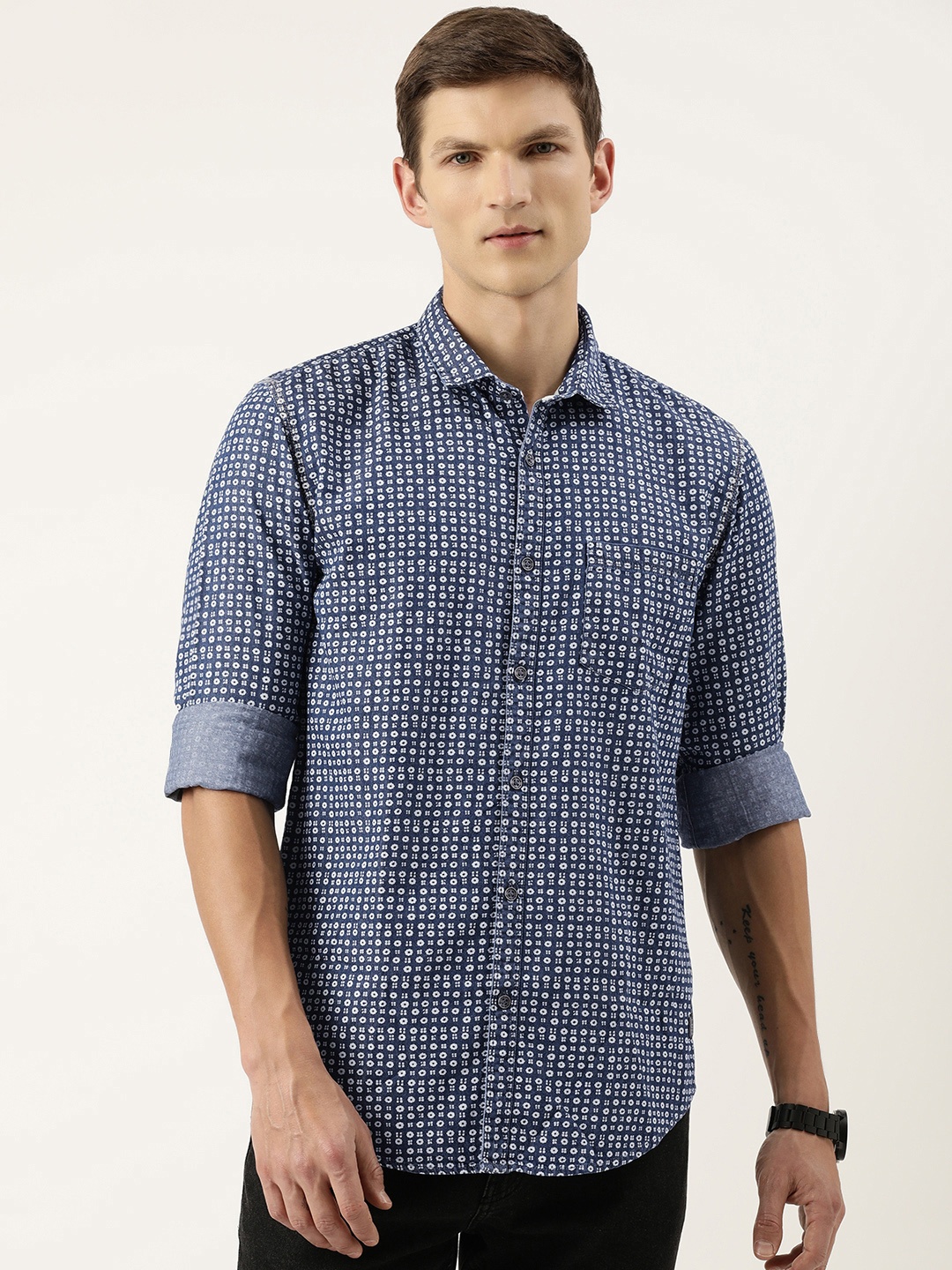 

Peter England Casuals Men Printed Slim Fit Opaque Cotton Casual Shirt, Navy blue