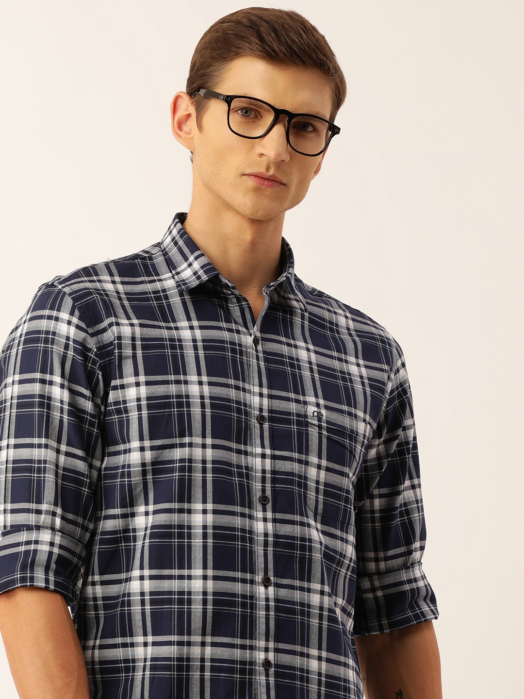 

Peter England Men Slim Fit Checked Pure Cotton Casual Shirt, Navy blue