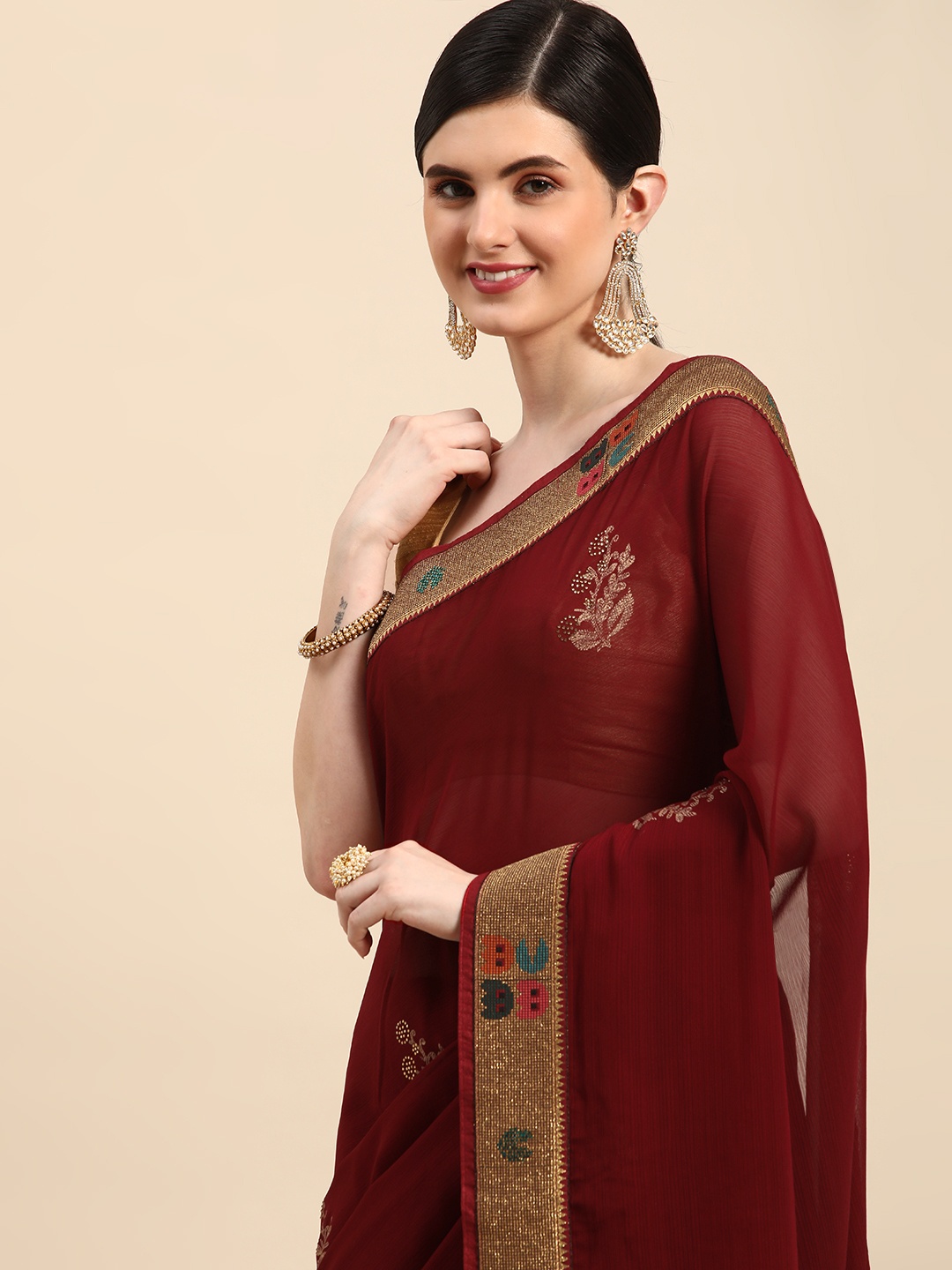 

Indian Women Ethnic Motifs Printed Gotta Patti Silk Blend Designer Saree, Maroon