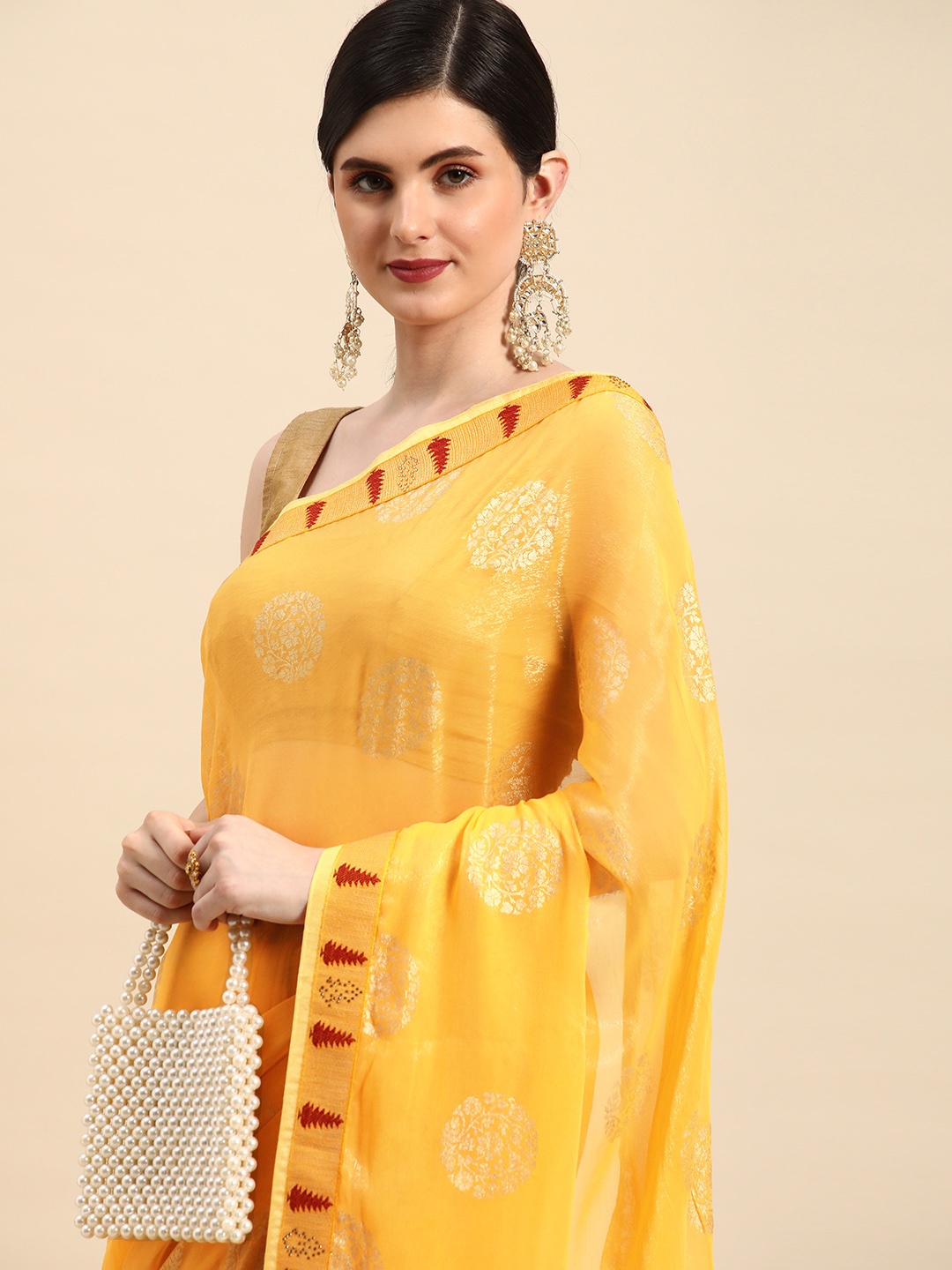 

Indian Women Ethnic Motifs Print Gotta Patti Border Brasso Designer Saree, Yellow