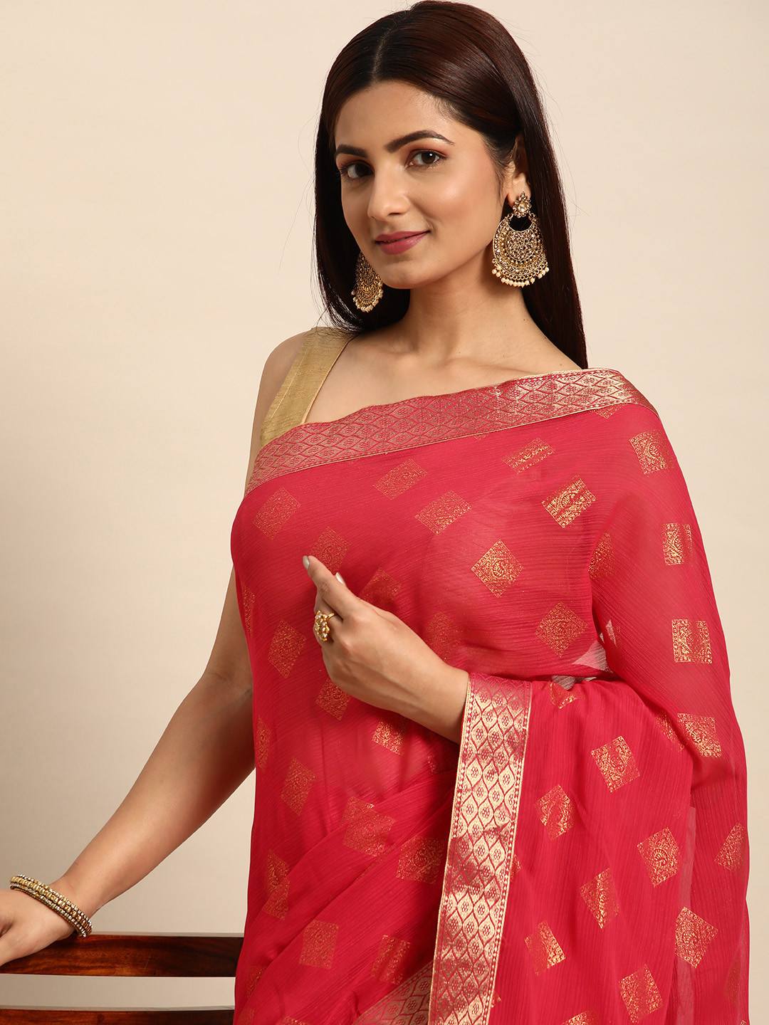 

Indian Women Ethnic Motifs Zari Silk Blend Saree, Pink
