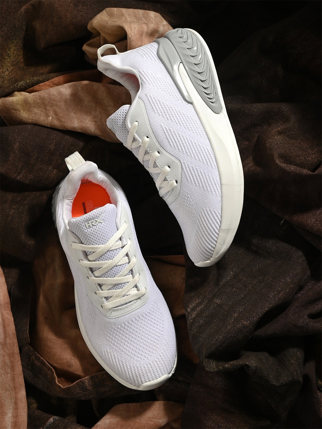 

HRX by Hrithik Roshan Men White Mesh Fresh Foam Walking Non-Marking Shoes