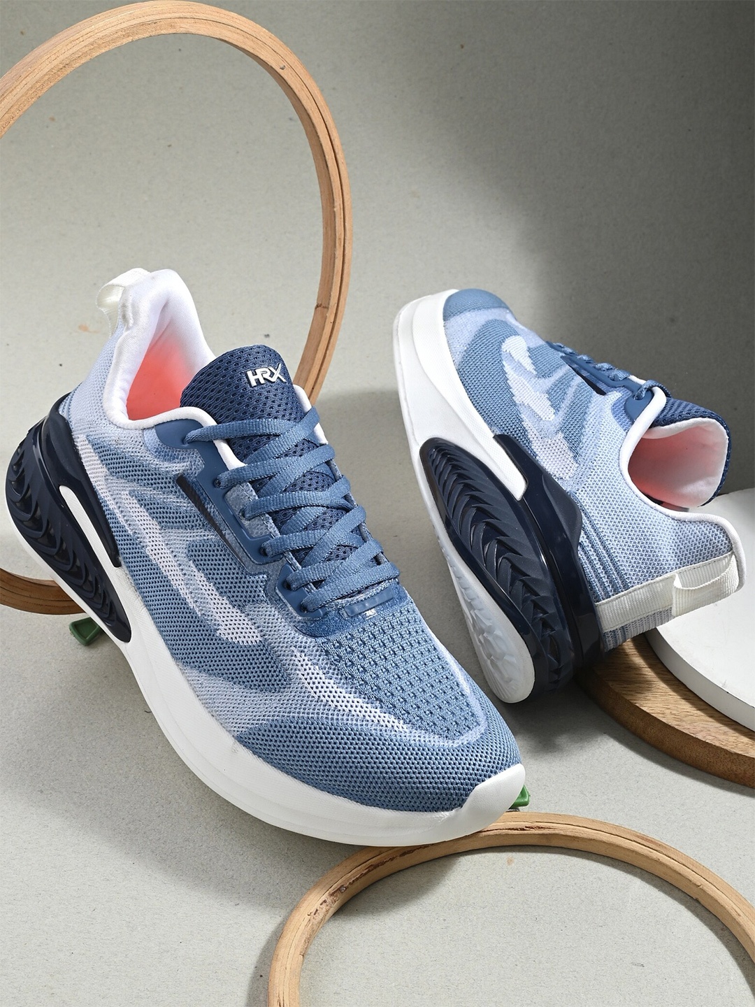 

HRX by Hrithik Roshan Men Blue Mesh Fresh Foam Walking Non-Marking Shoes