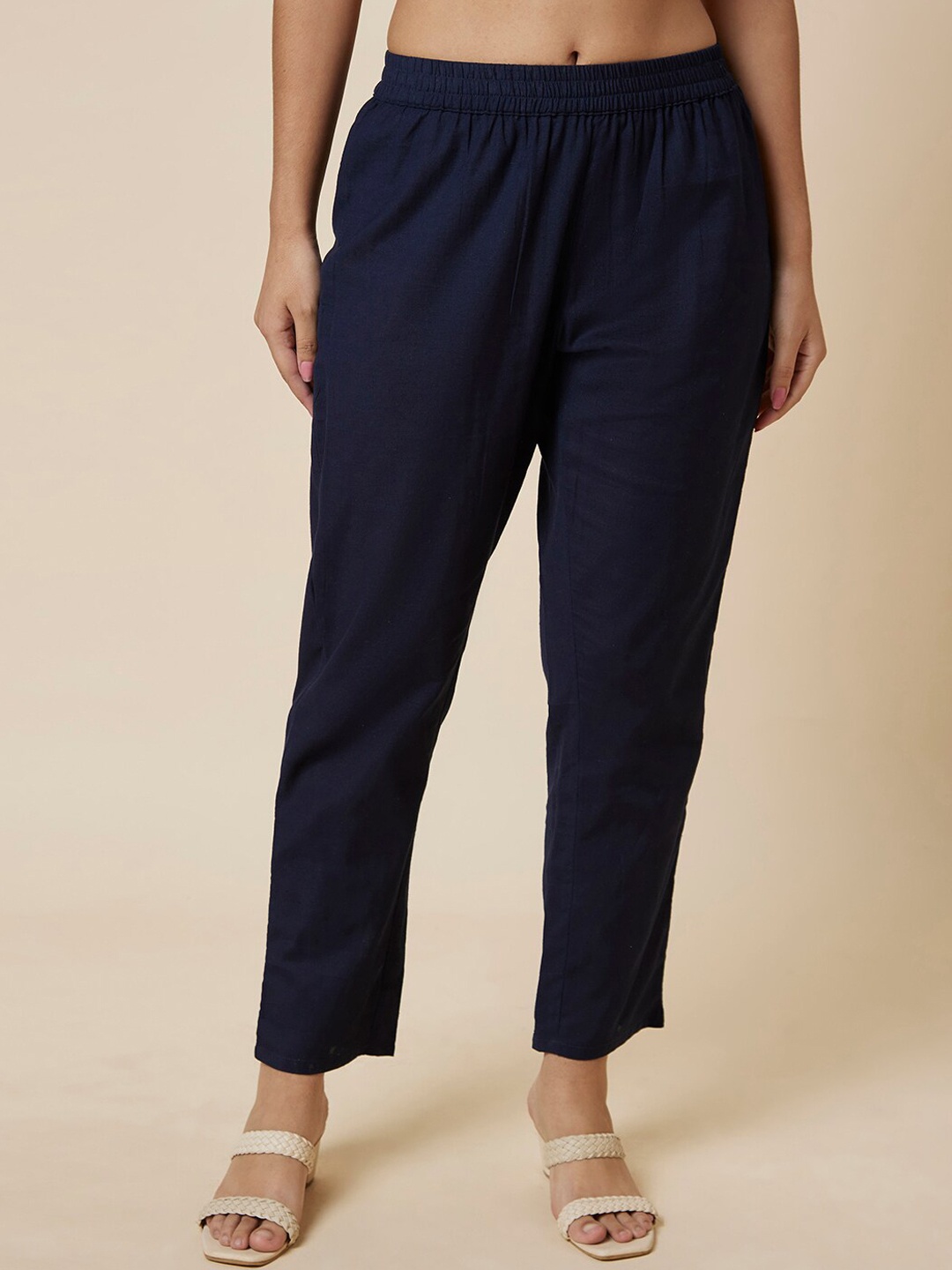 

Globus Women Navy Blue Mid-Rise Smart Straight Fit Pleated Cropped Pure Cotton Trousers