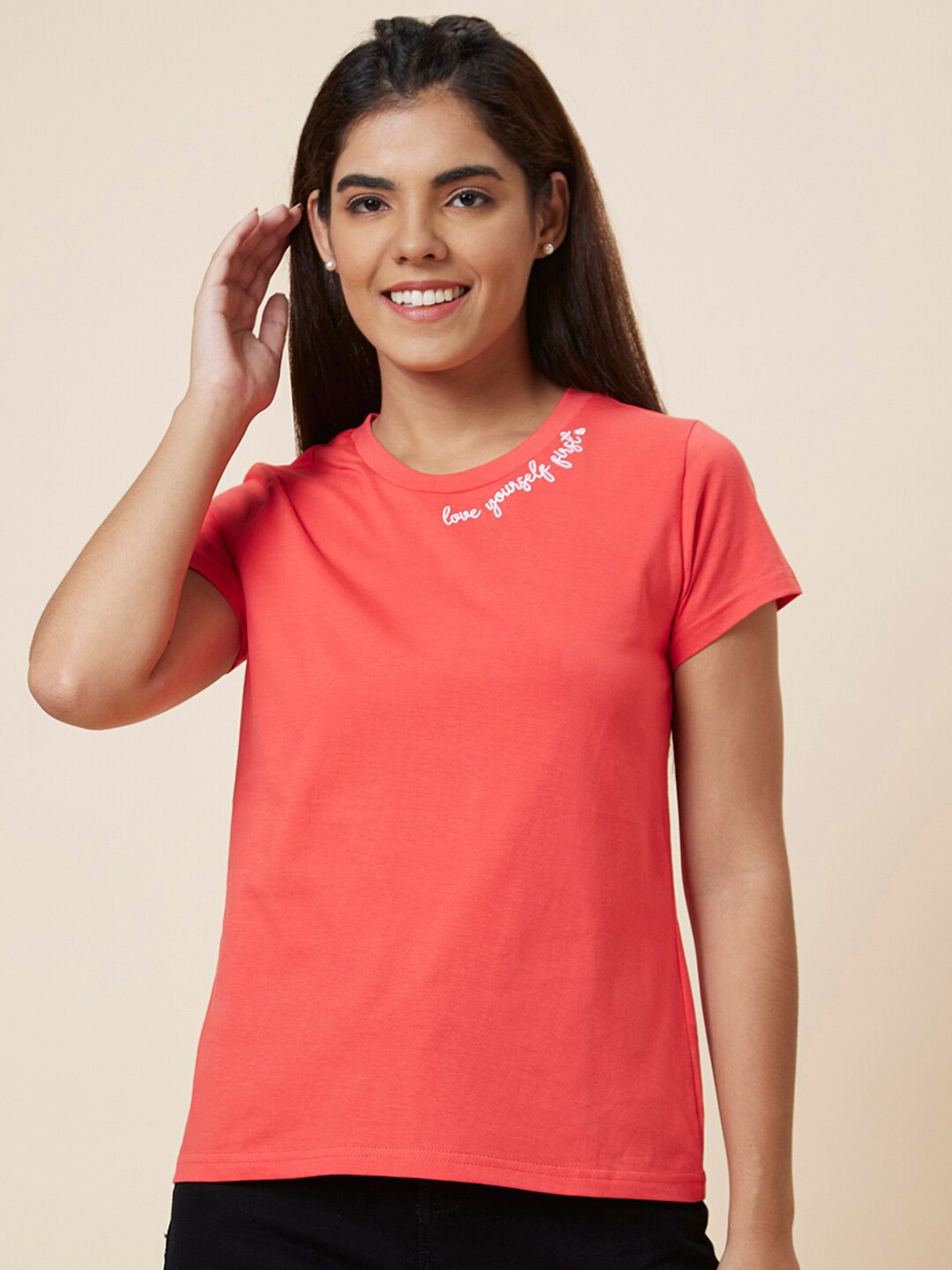 

Globus Red Pure Cotton T-shirt