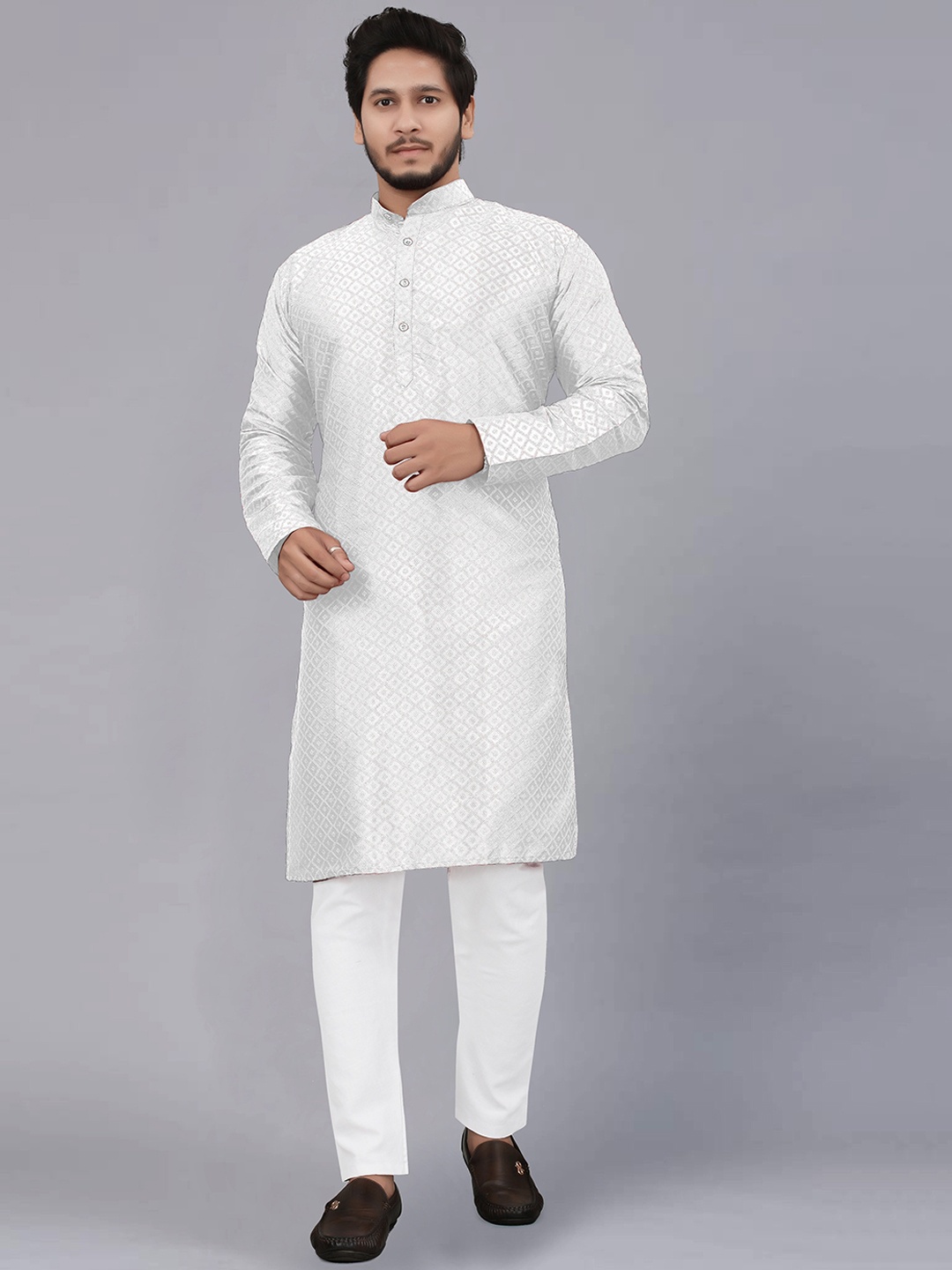 

CELLUX Ethnic Motif Woven Design Mandarin Collar Kurta With Pyjamas, White