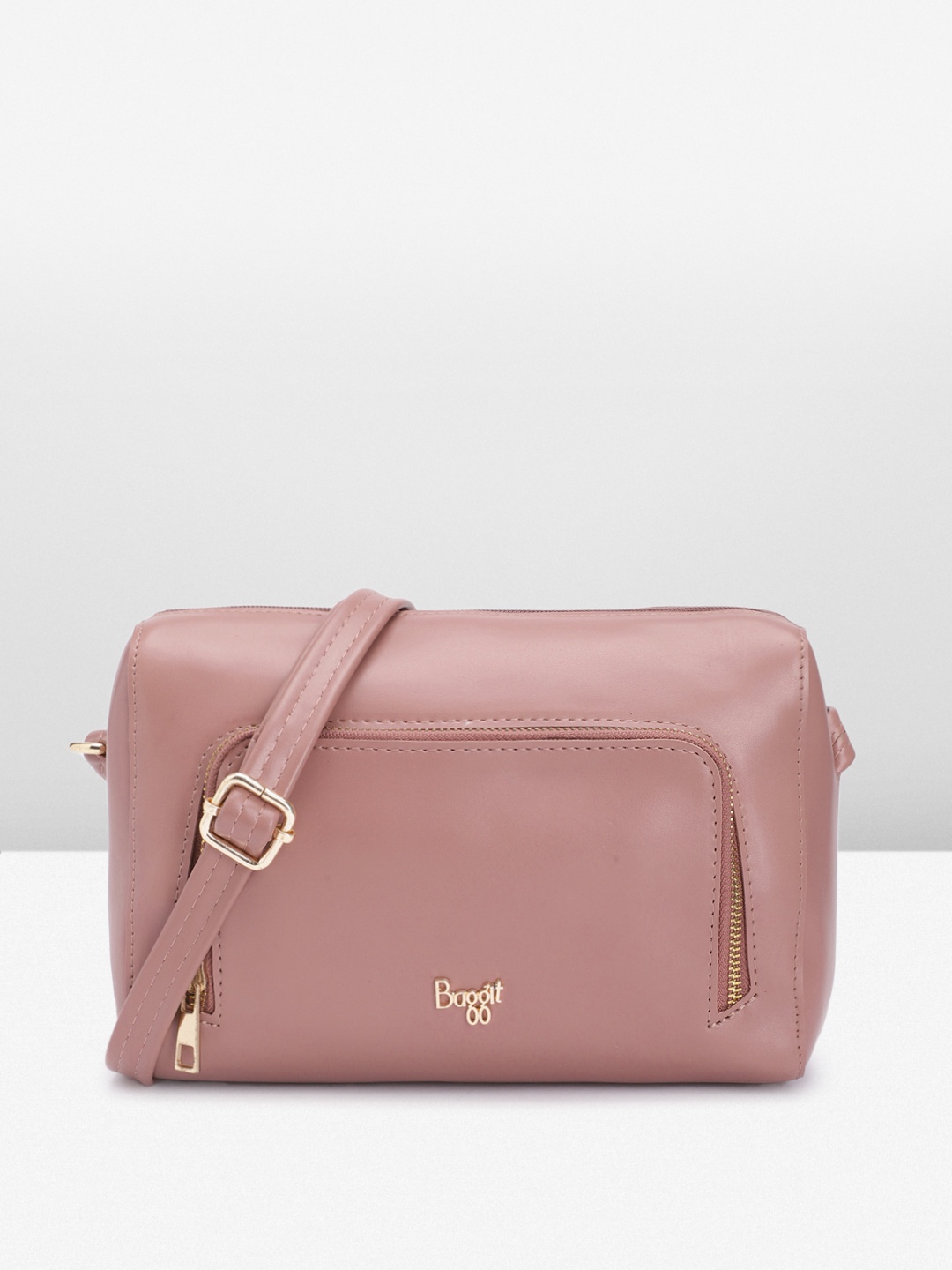 

Baggit Women Solid Sling Bag, Pink