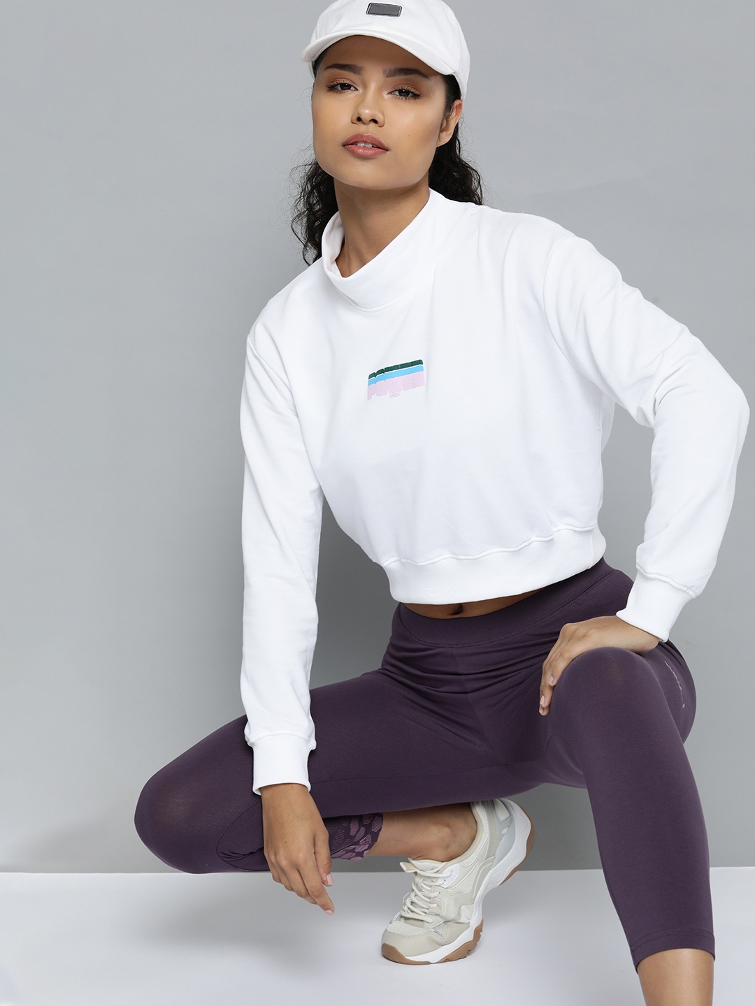 

HRX by Hrithik Roshan High Neck Crop Lifestyle Sweatshirt, White