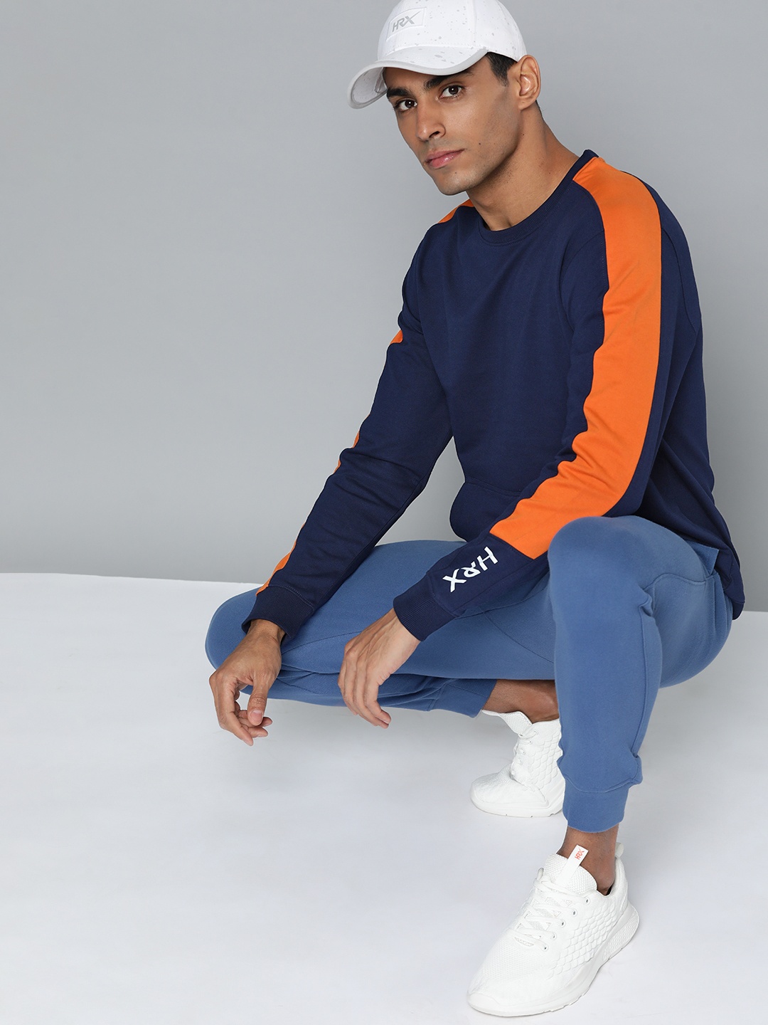 

HRX by Hrithik Roshan Striped Lifestyle Sweatshirt, Navy blue