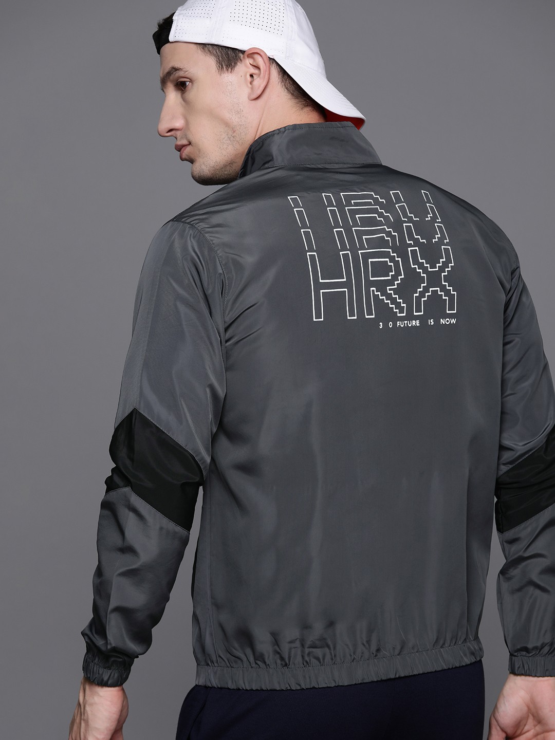

HRX by Hrithik Roshan Men Back Brand Logo Rapid-Dry Tailored Jacket, Charcoal