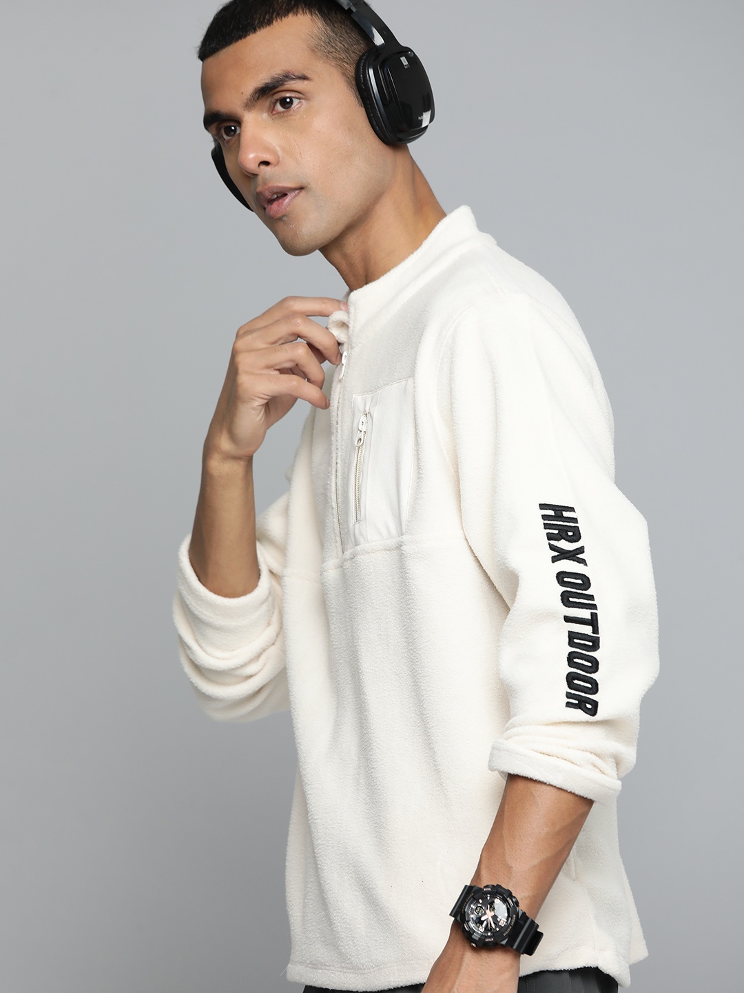 

HRX by Hrithik Roshan Men Fleece Sweatshirt, Off white