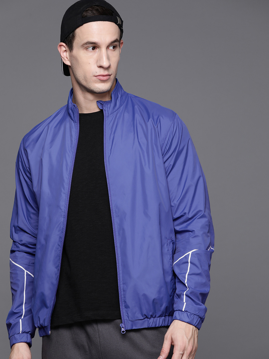 

HRX by Hrithik Roshan Rapid-Dry & ANti-Microbial Finish Typography Printed Tailored Jacket, Blue