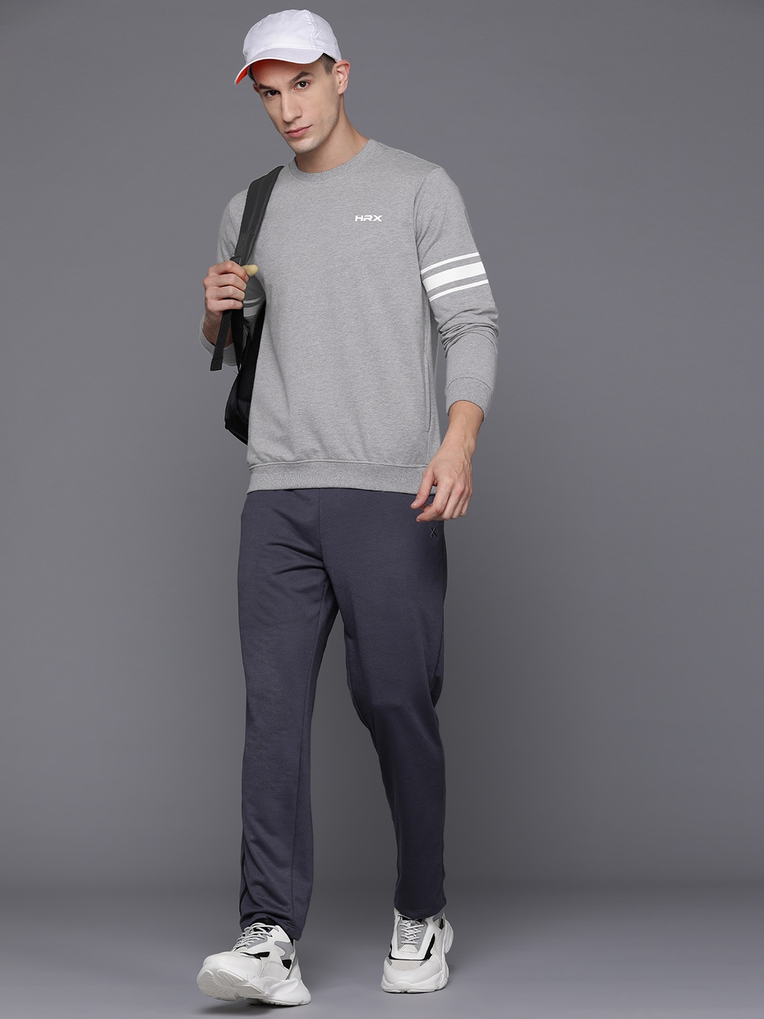 

HRX by Hrithik Roshan Melange Effect Lifestyle Sweatshirt, Grey melange