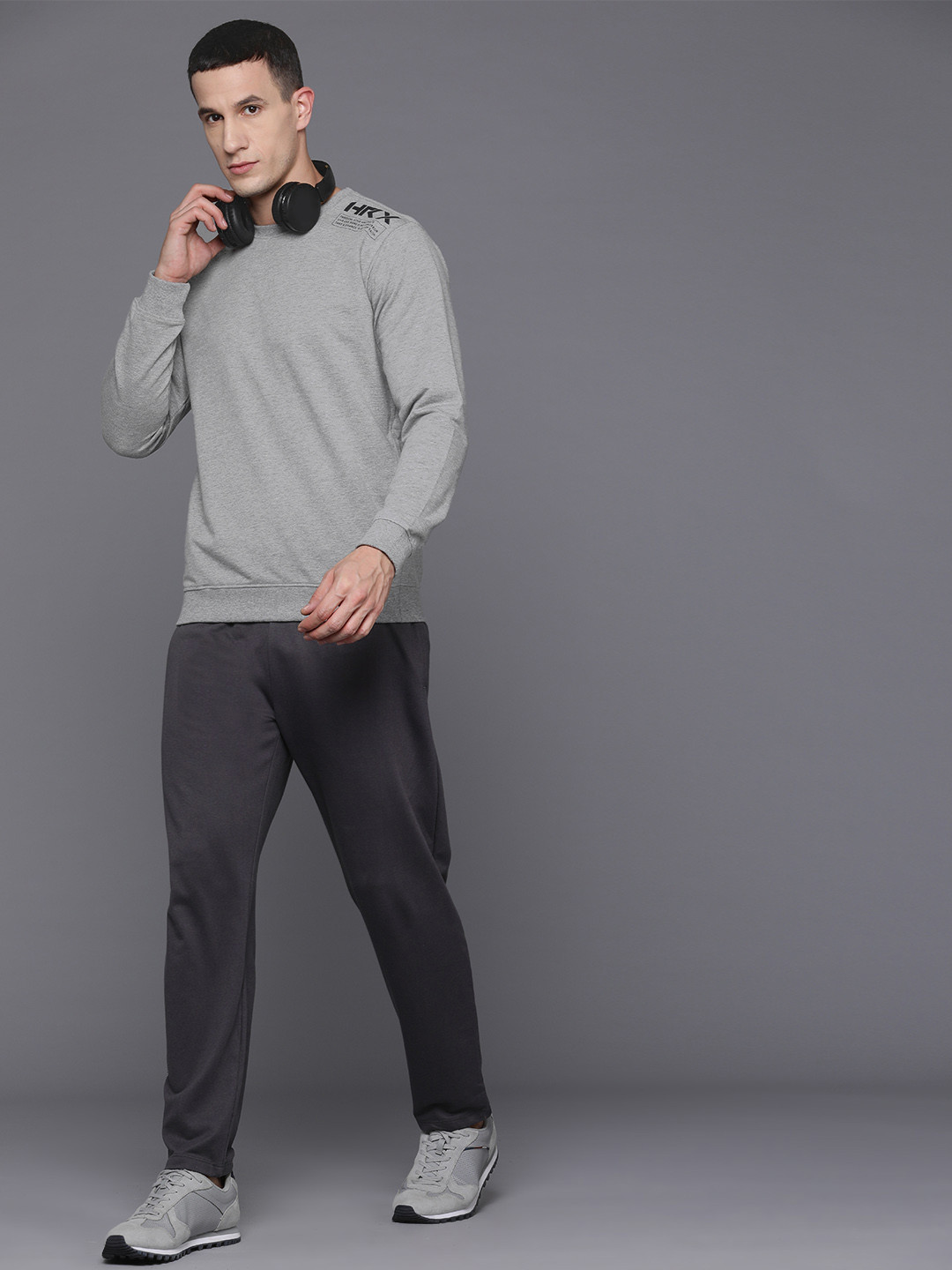 

HRX by Hrithik Roshan Men Solid Sweatshirt, Grey
