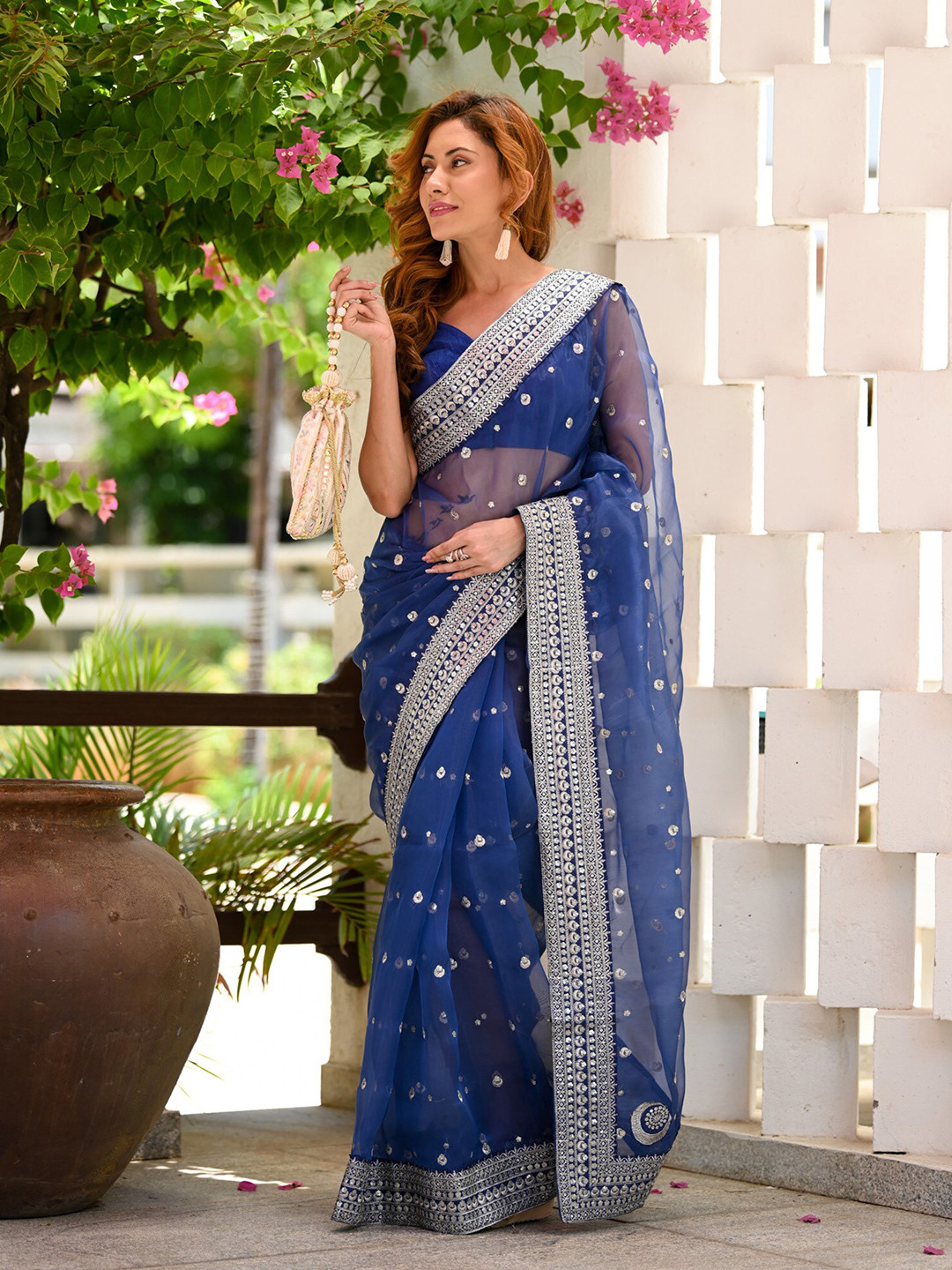 

BEATITUDE Woven Design Embroidered Organza Saree, Blue