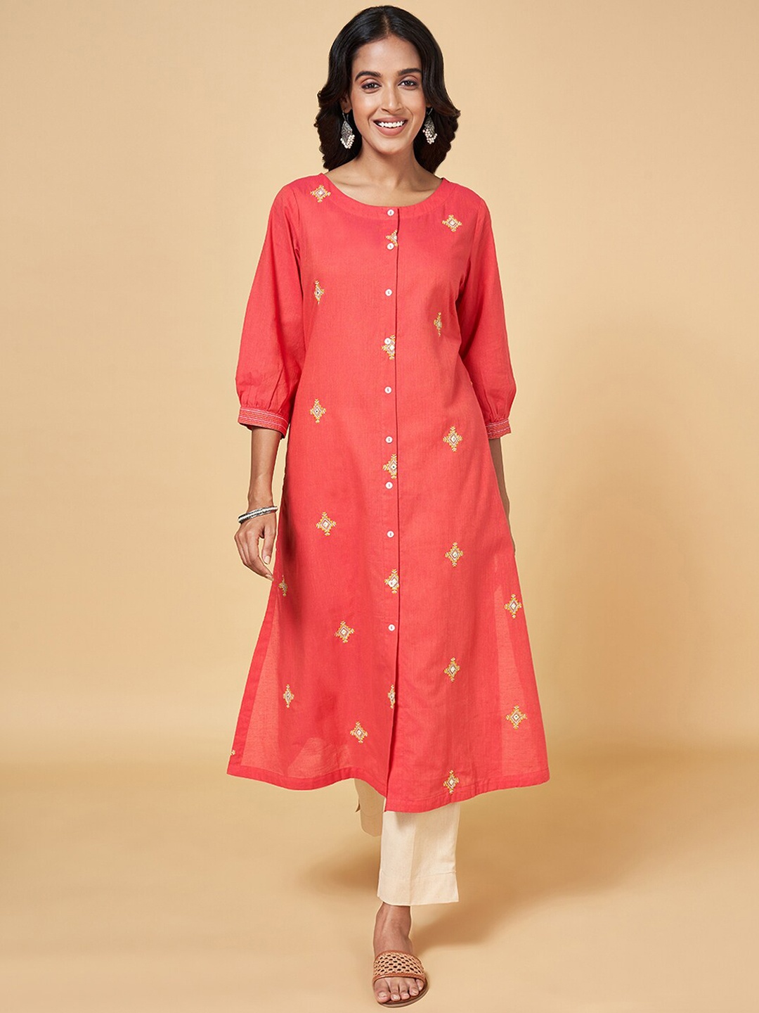 

RANGMANCH BY PANTALOONS Ethnic Motifs Embroidered Mirror Work Kurta, Red