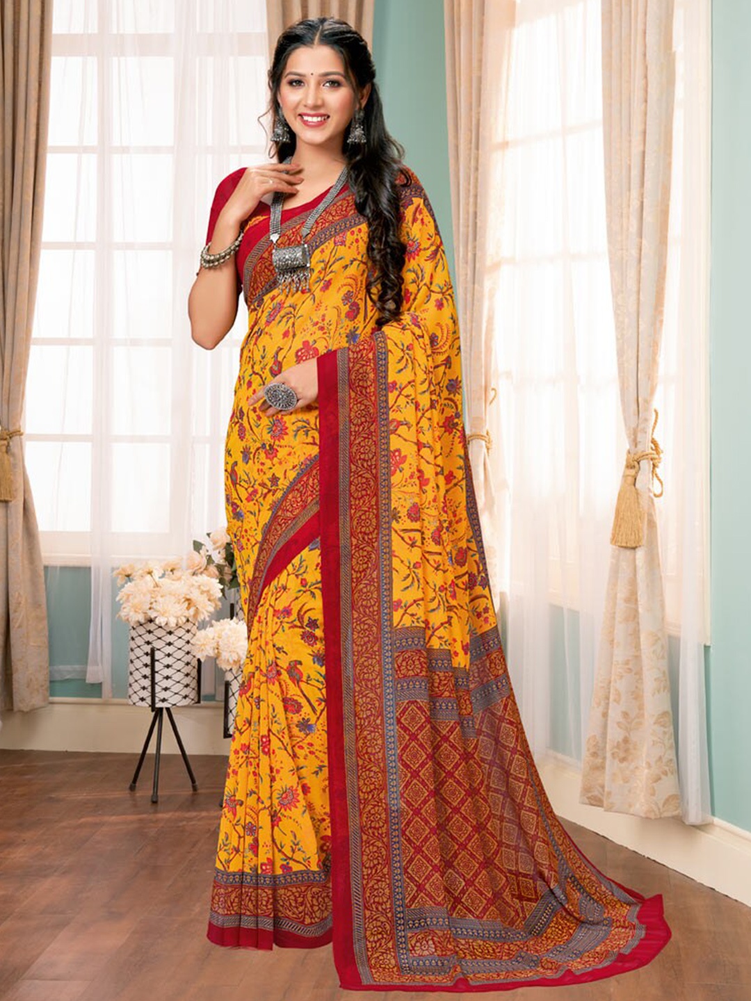 

Vishal Prints Floral Printed Saree, Yellow