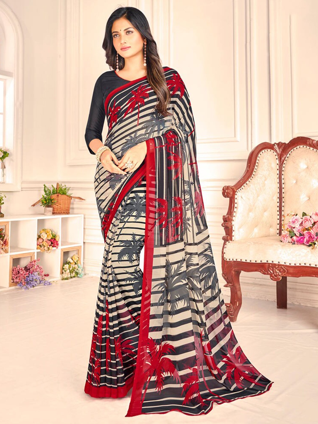 

Vishal Prints Striped Printed Saree, Cream