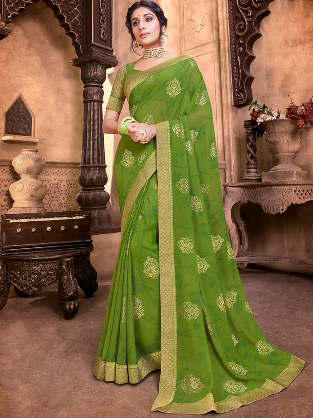 

Vishal Prints Ethnic Motifs Printed Zari Poly Chiffon Saree, Green