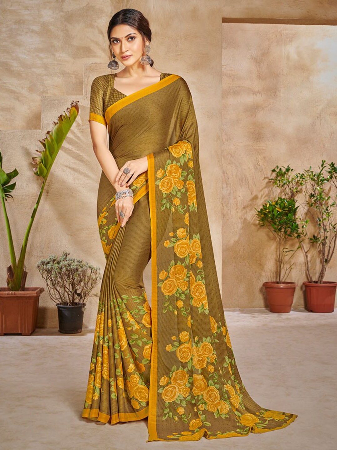 

Vishal Prints Floral Printed Poly Crepe Saree, Brown