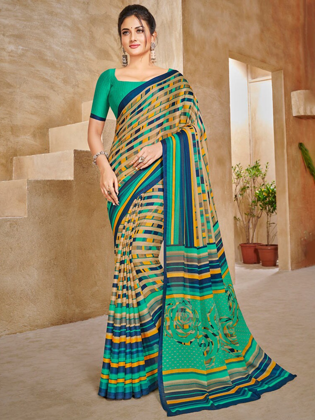 

Vishal Prints Geometric Printed Poly Crepe Saree, Green