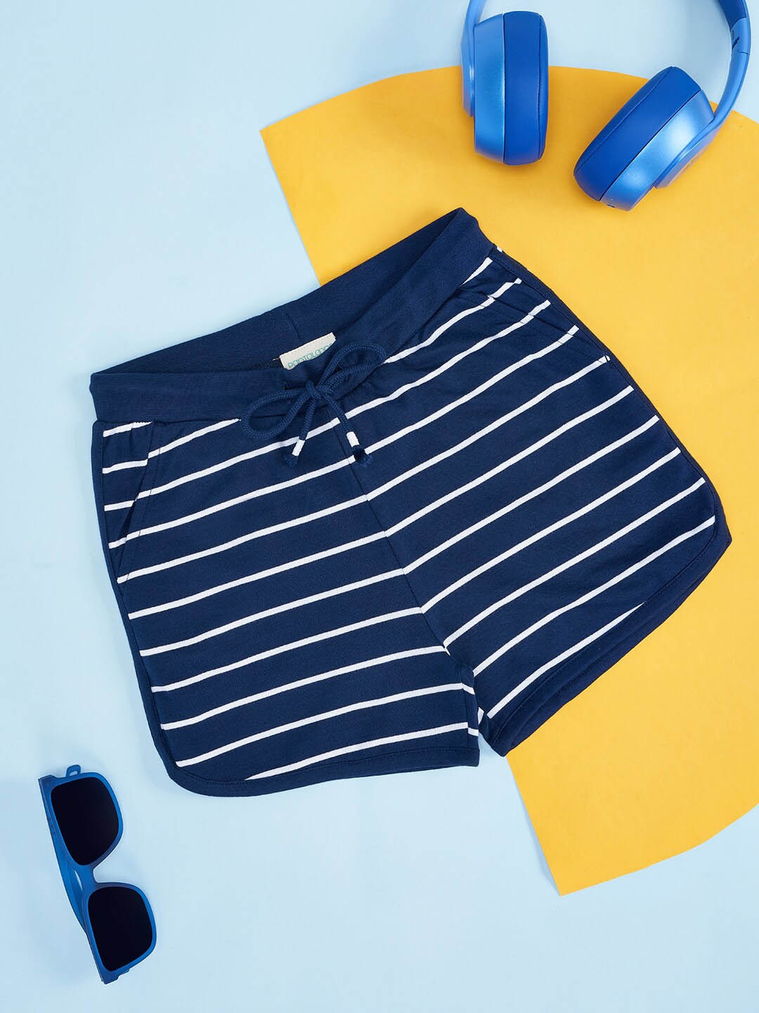 

Pantaloons Junior Girls Mid-Rise Striped Casual Cotton Shorts, Navy blue