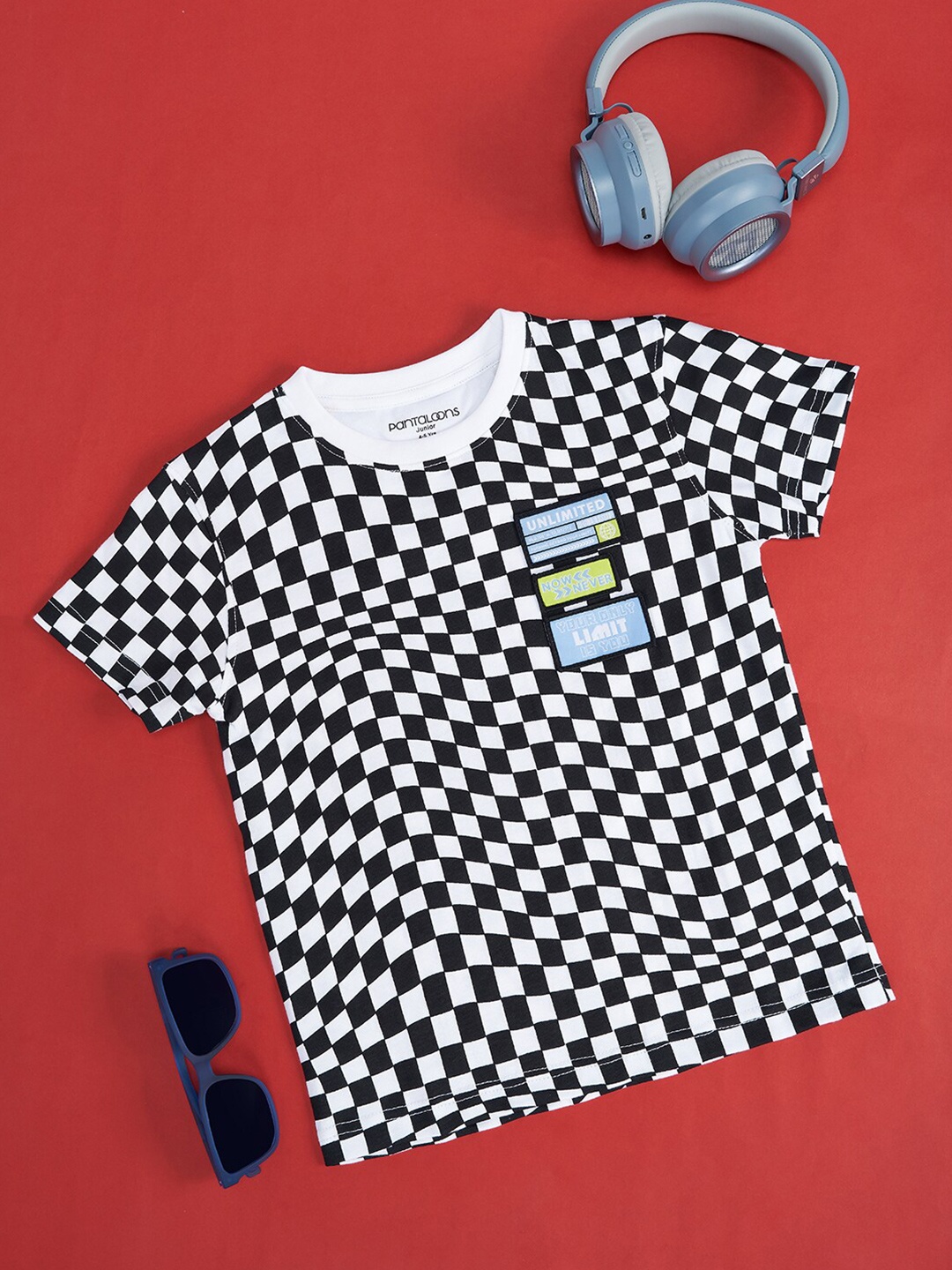 

Pantaloons Junior Boys Checked Cotton T-shirt, White