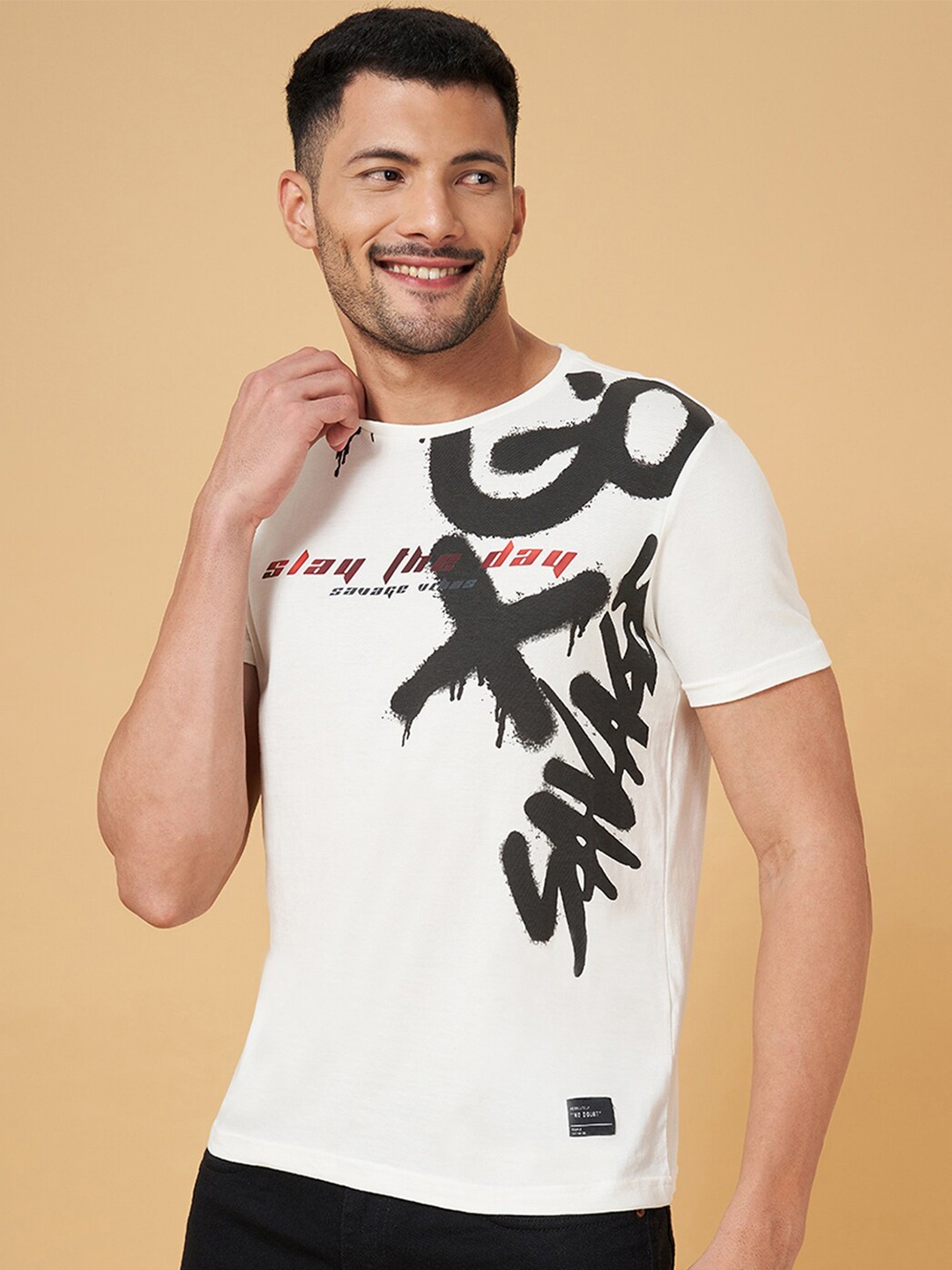 

People White Graphic Printed Cotton Slim Fit Casual T-shirt
