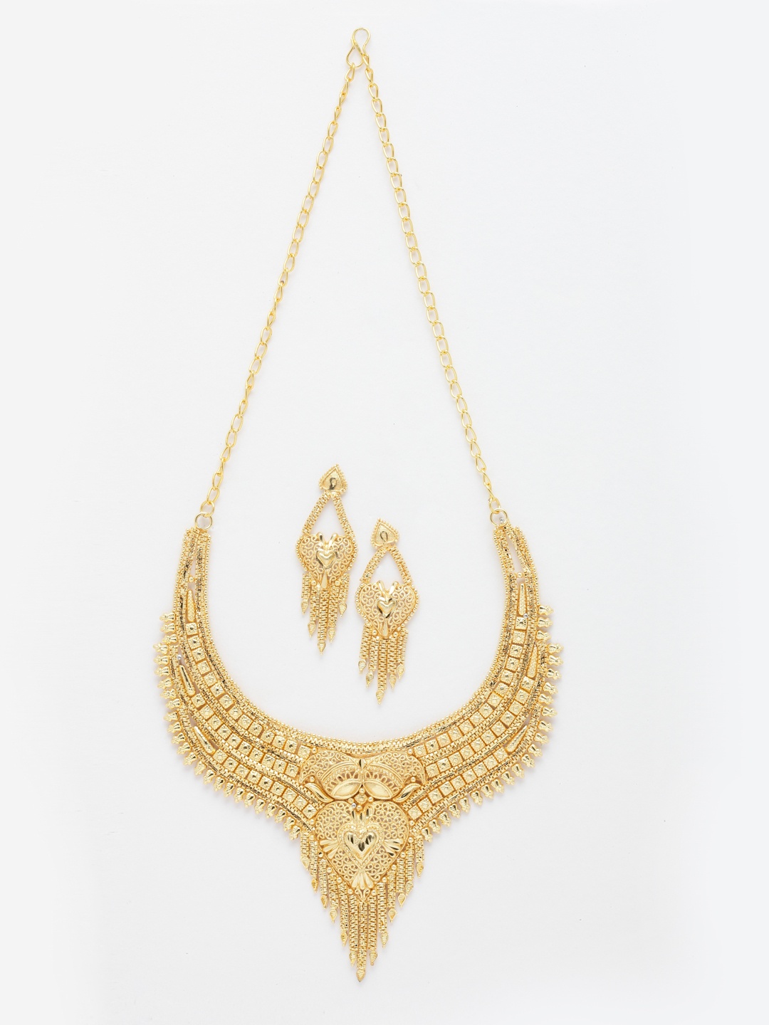 

Aazeen Gold-Plated Jewellery Set