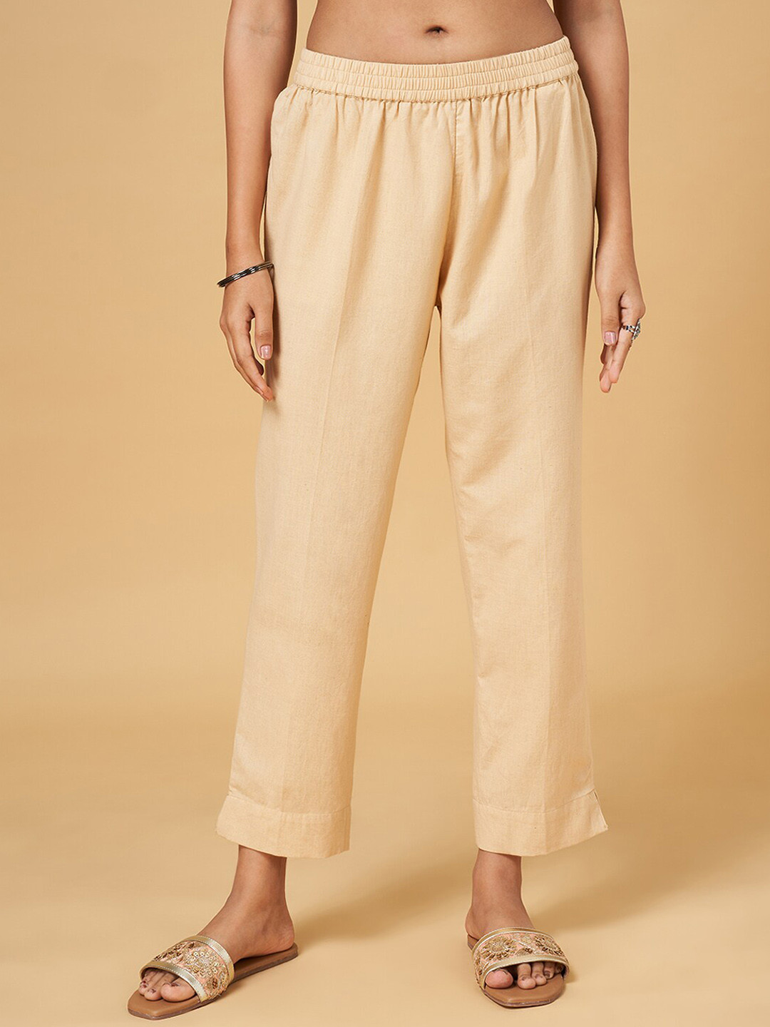 

RANGMANCH BY PANTALOONS Women Mid-Rise Cropped Cotton Trousers, Beige