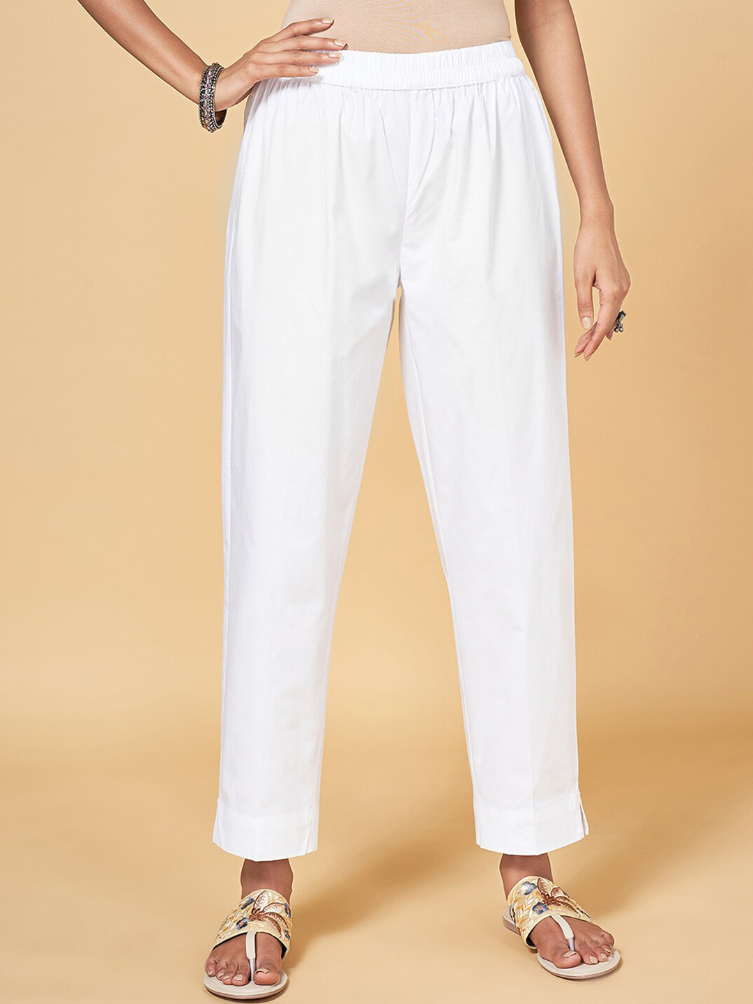 

RANGMANCH BY PANTALOONS Women Mid-Rise Cropped Cotton Trousers, White