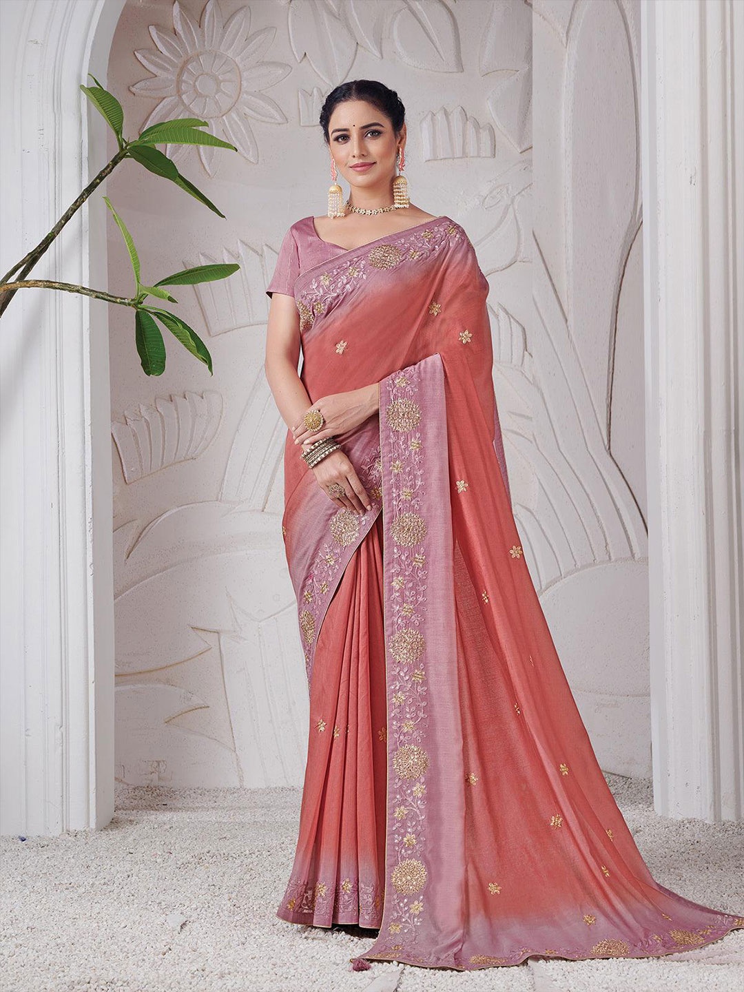 

ODETTE Floral Embroidered Saree, Peach