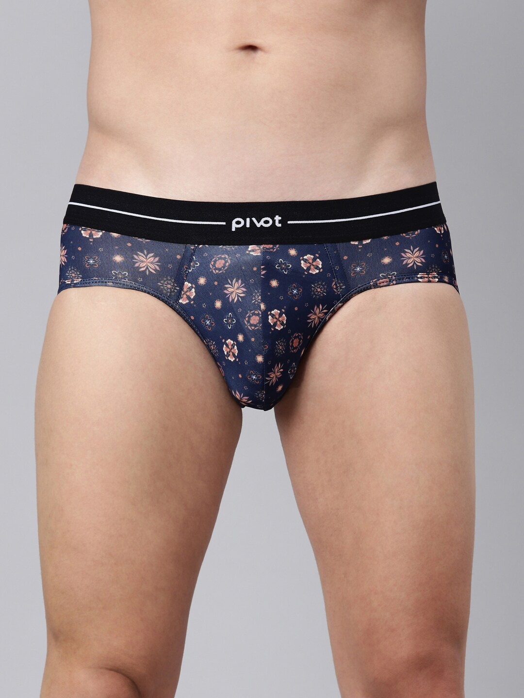 pivot Men Mid-Rise Floral Printed Basic Briefs, Purple