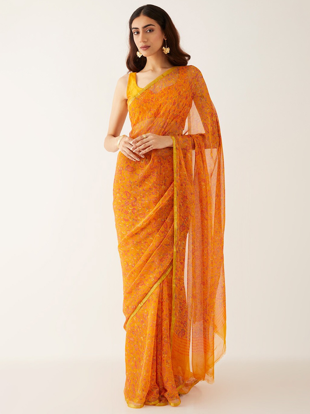 

Taneira Floral Printed Saree, Yellow
