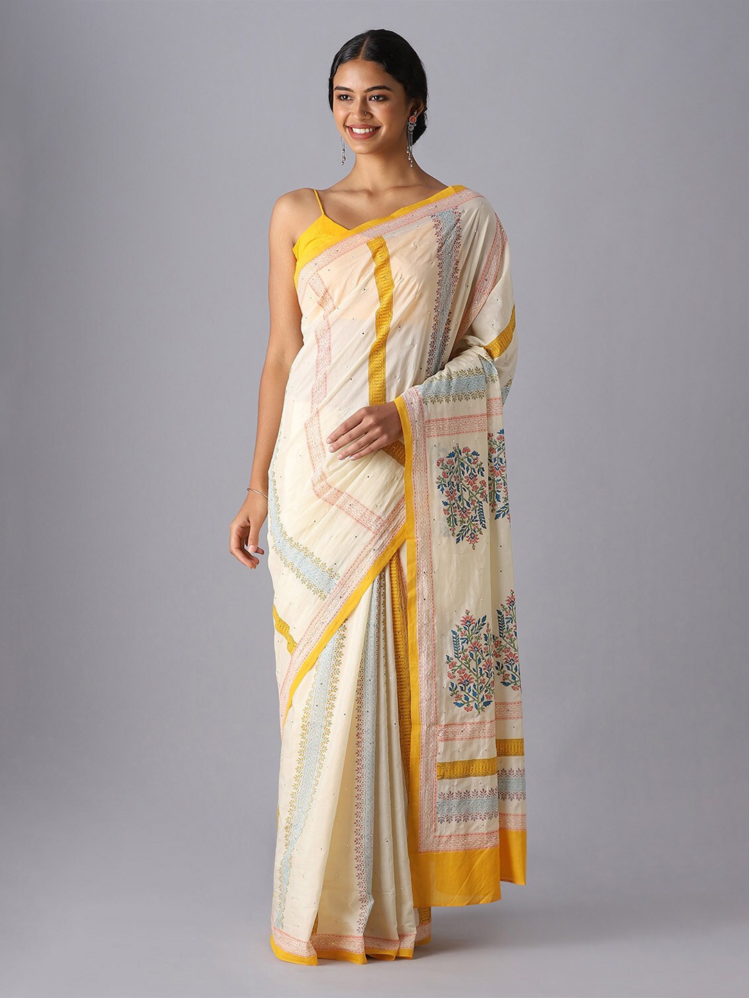 

Taneira Ethnic Motifs Printed Silk Cotton Saree, Off white